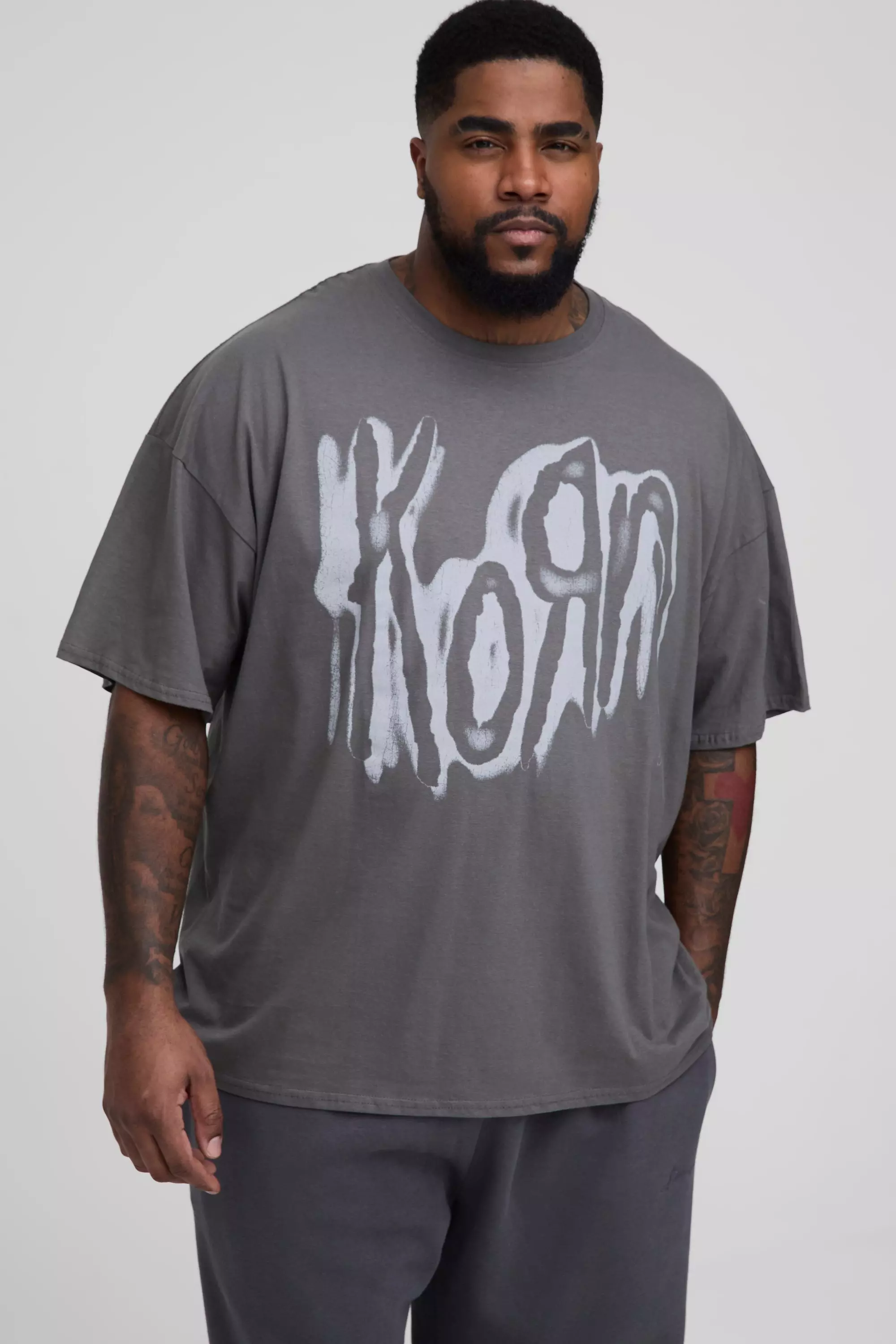 Charcoal Plus Korn License Print Regular fit T-Shirt alternative image