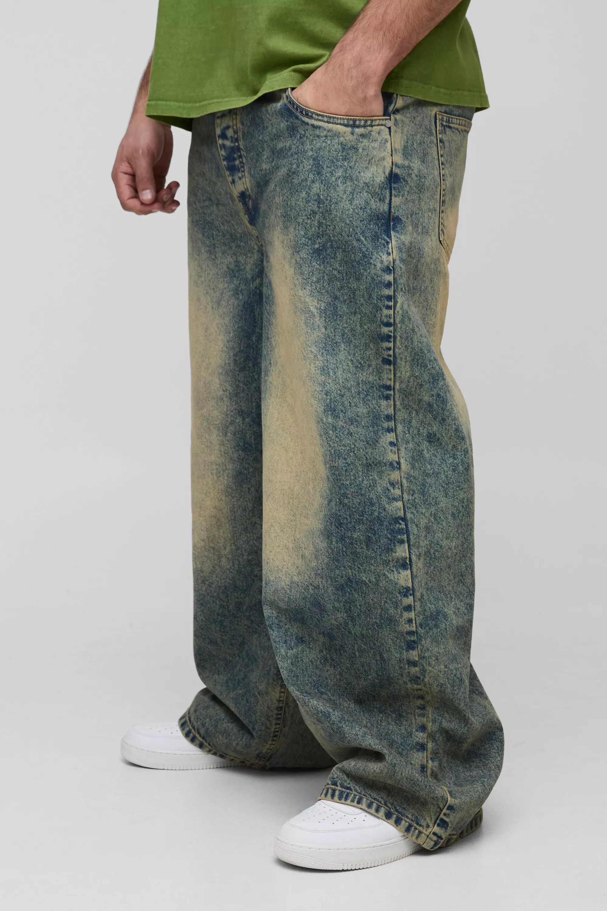 Plus Extreme Tinted Wash Baggy Fit Jeans | boohooMAN USA
