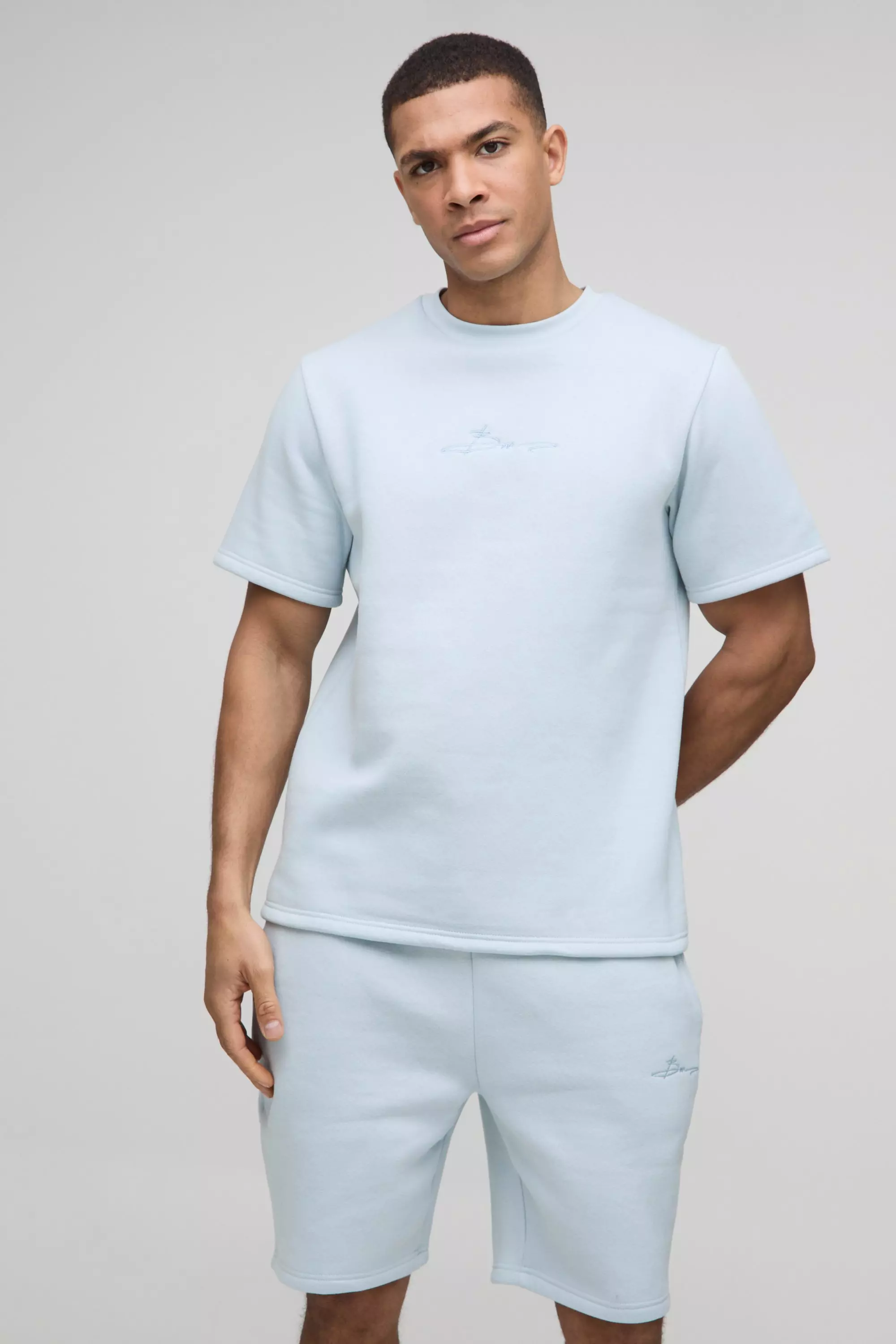 BM Signature T-Shirt und Shorts, Light blue alternatives Bild