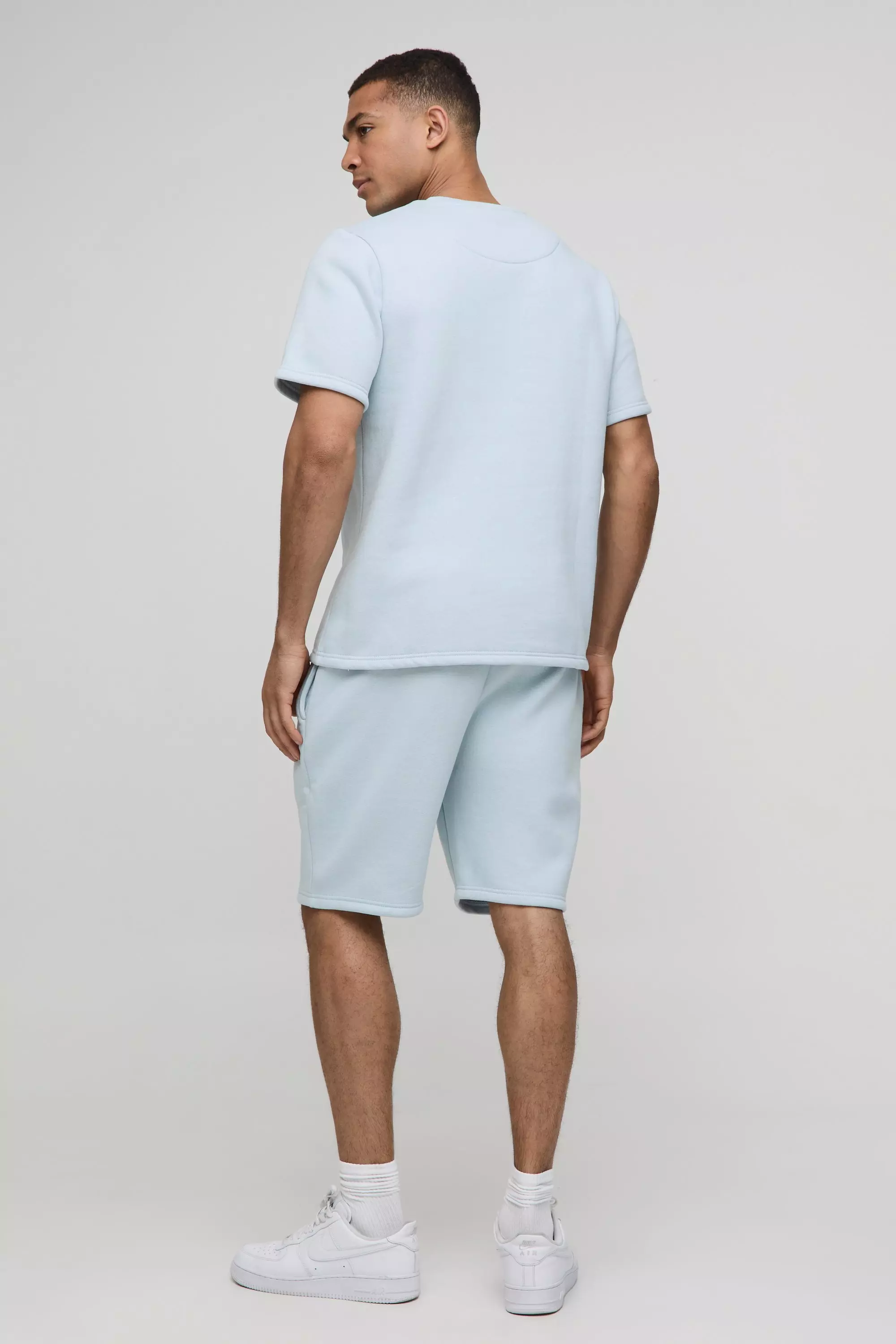 BM Signature T-Shirt und Shorts, Light blue alternatives Bild