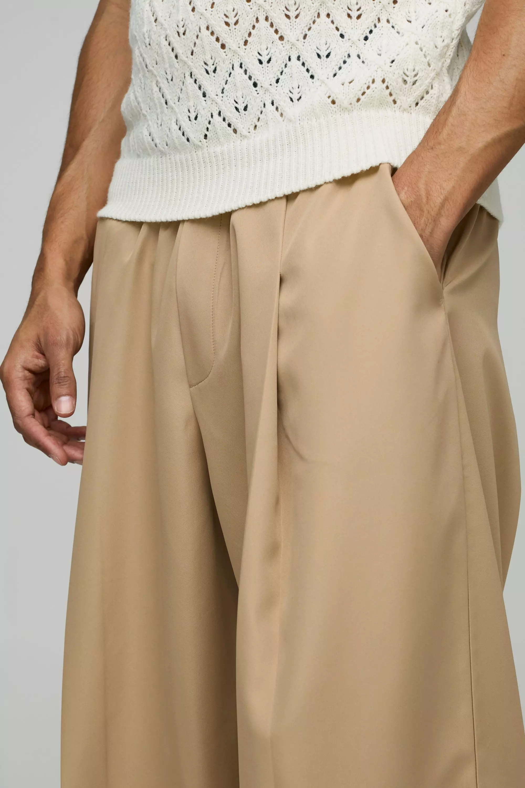 Elasticated Waist Balloon Fit Pleated Front Pants | boohooMAN USA