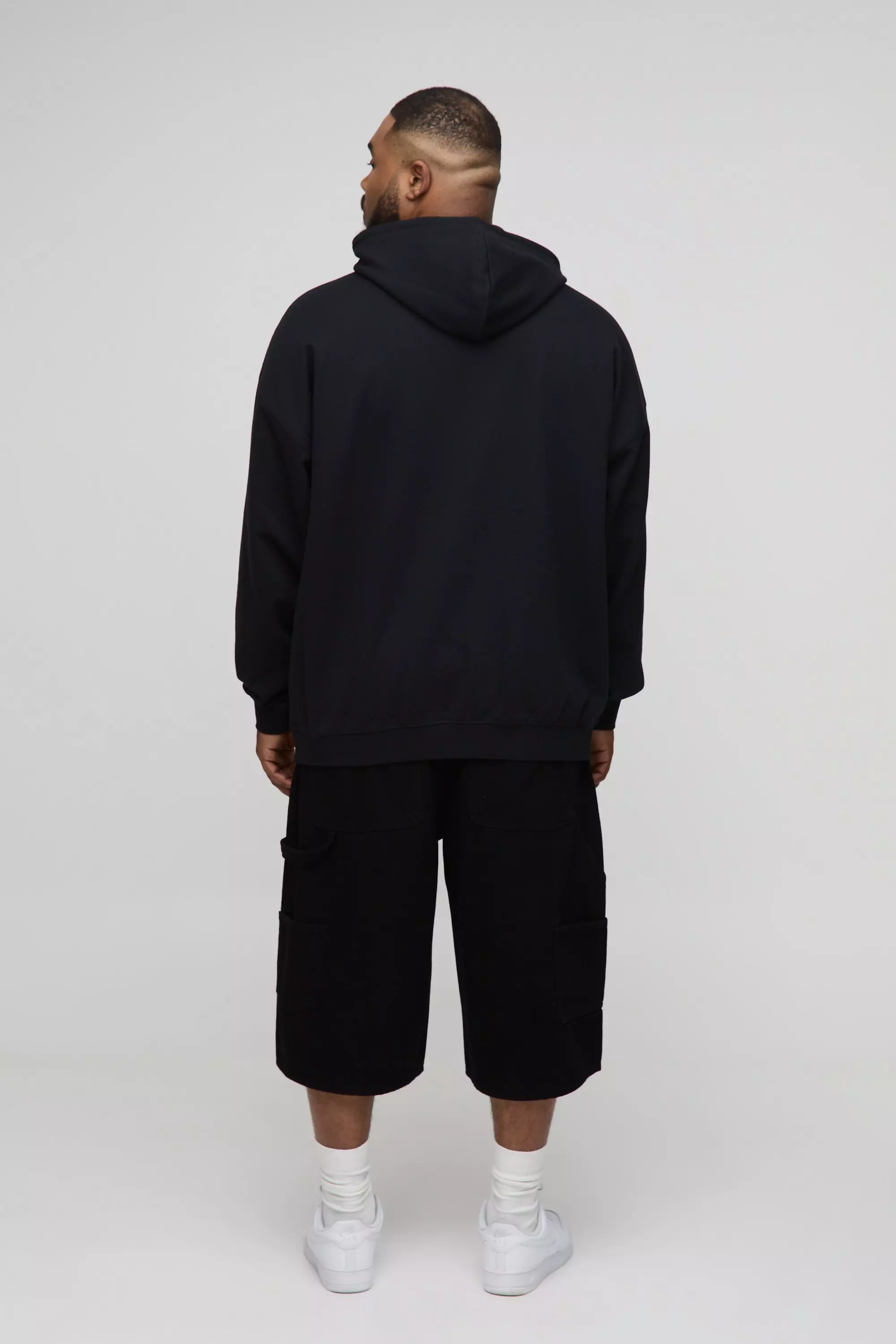 Black Plus Geborduurde Hartjes Hoodie alternatieve afbeelding