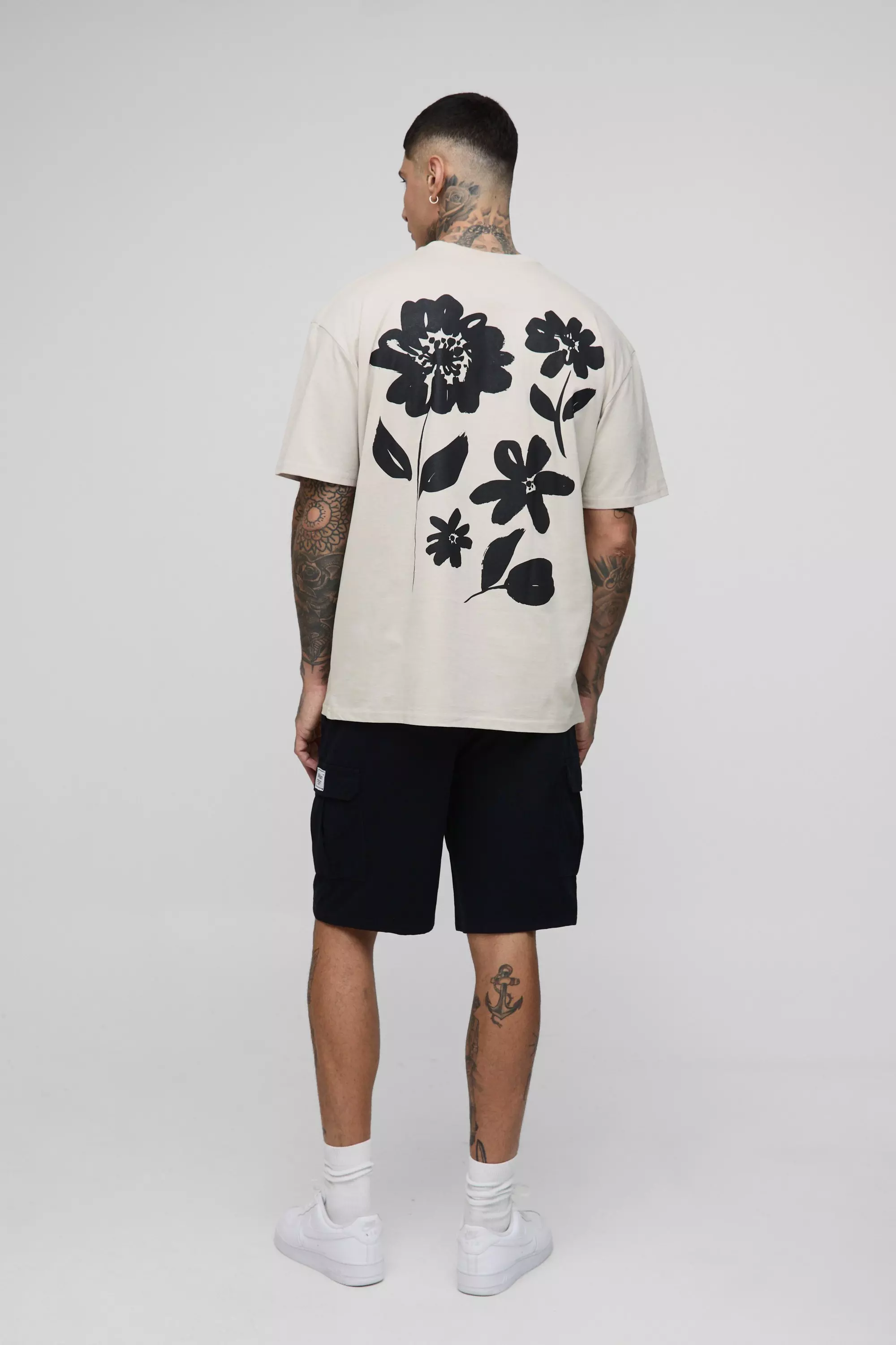 Stone Tall Floral Graphic Oversized T-Shirt alternative image