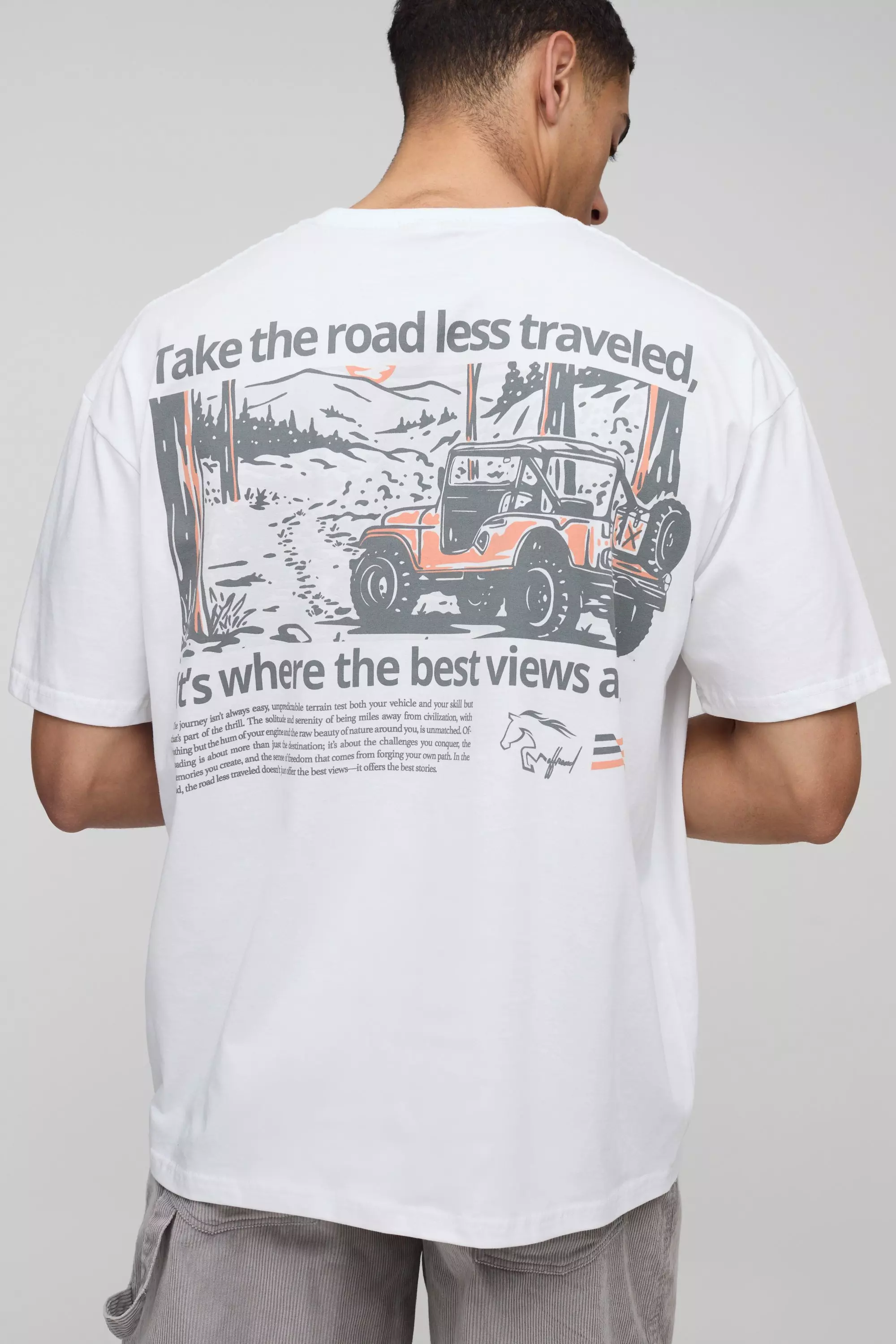 White Oversized Jeep Landschap T-Shirt alternatieve afbeelding