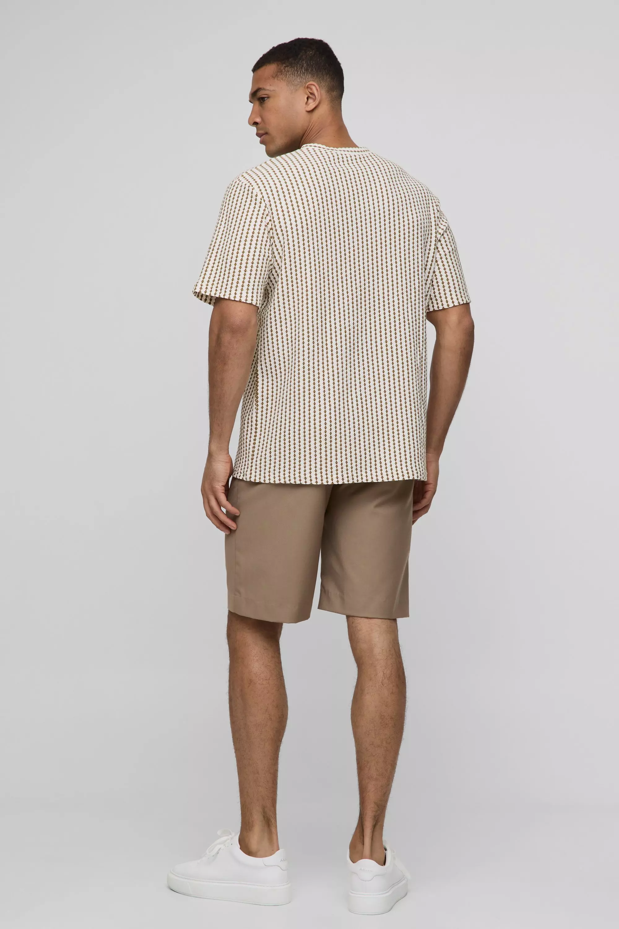 Camel Regular Fit Textured Stripe T-Shirt alternative image