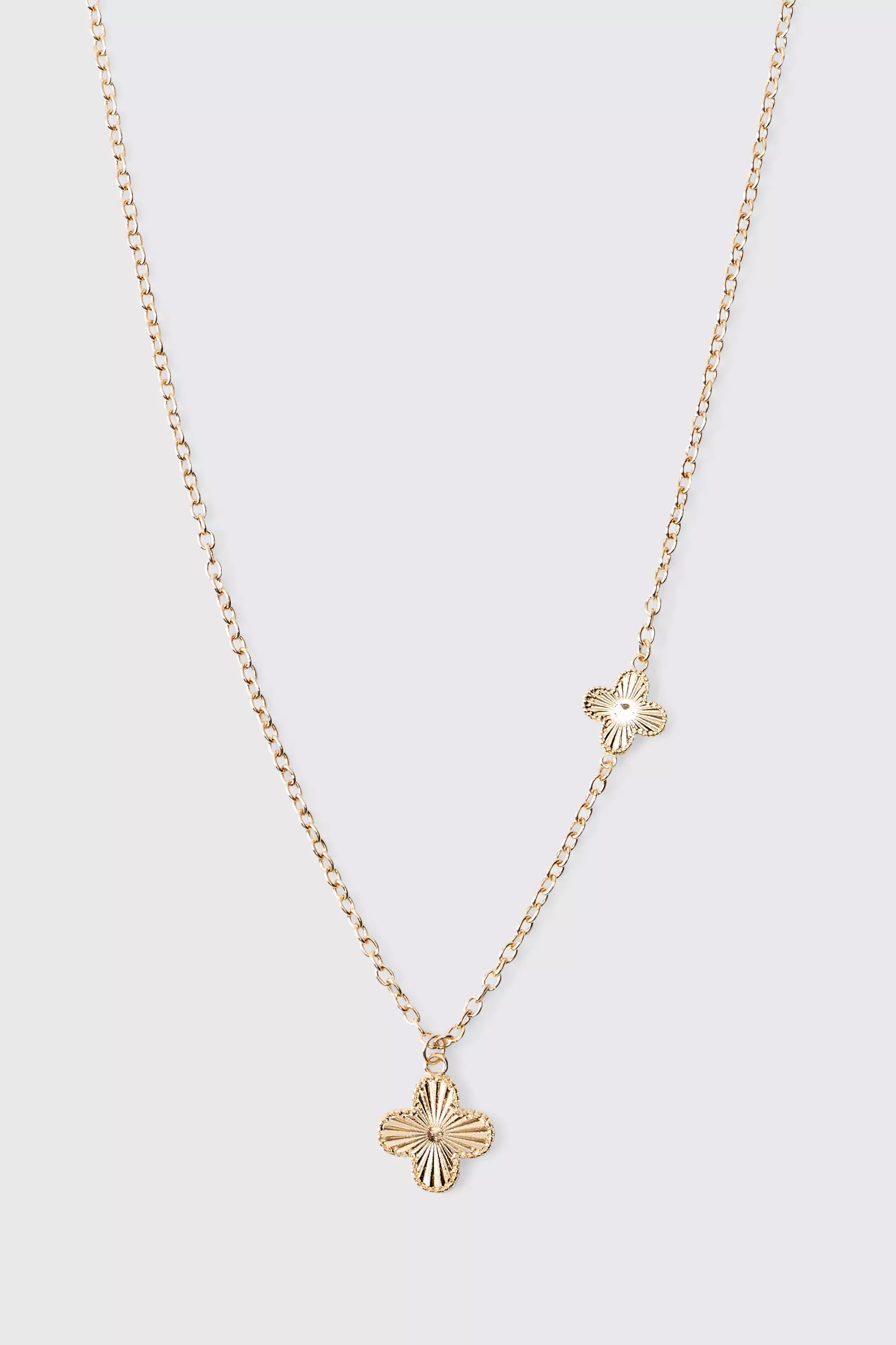 Gold Clover Necklace alternative image