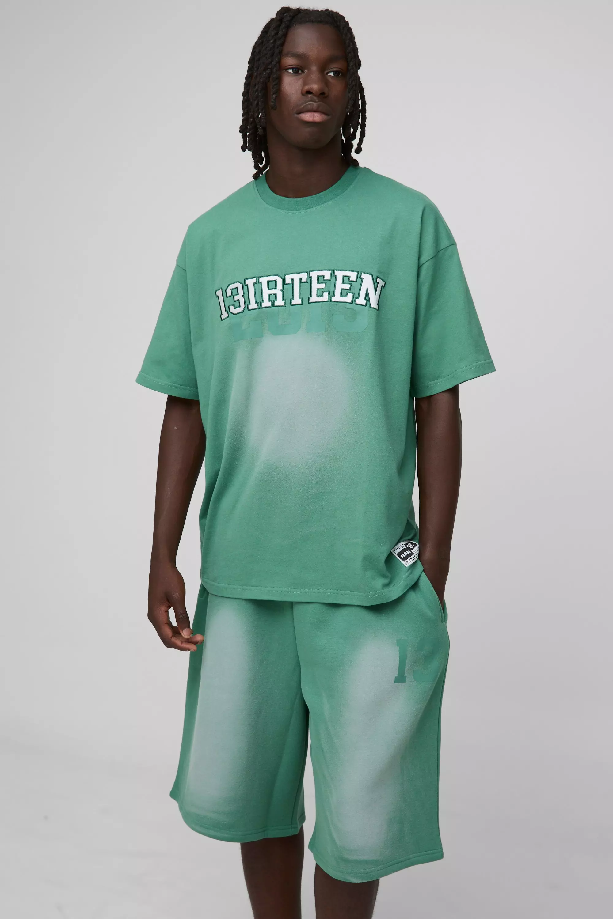 Oversized Thirteen Spray Wash T-Shirt & Jort Set Green