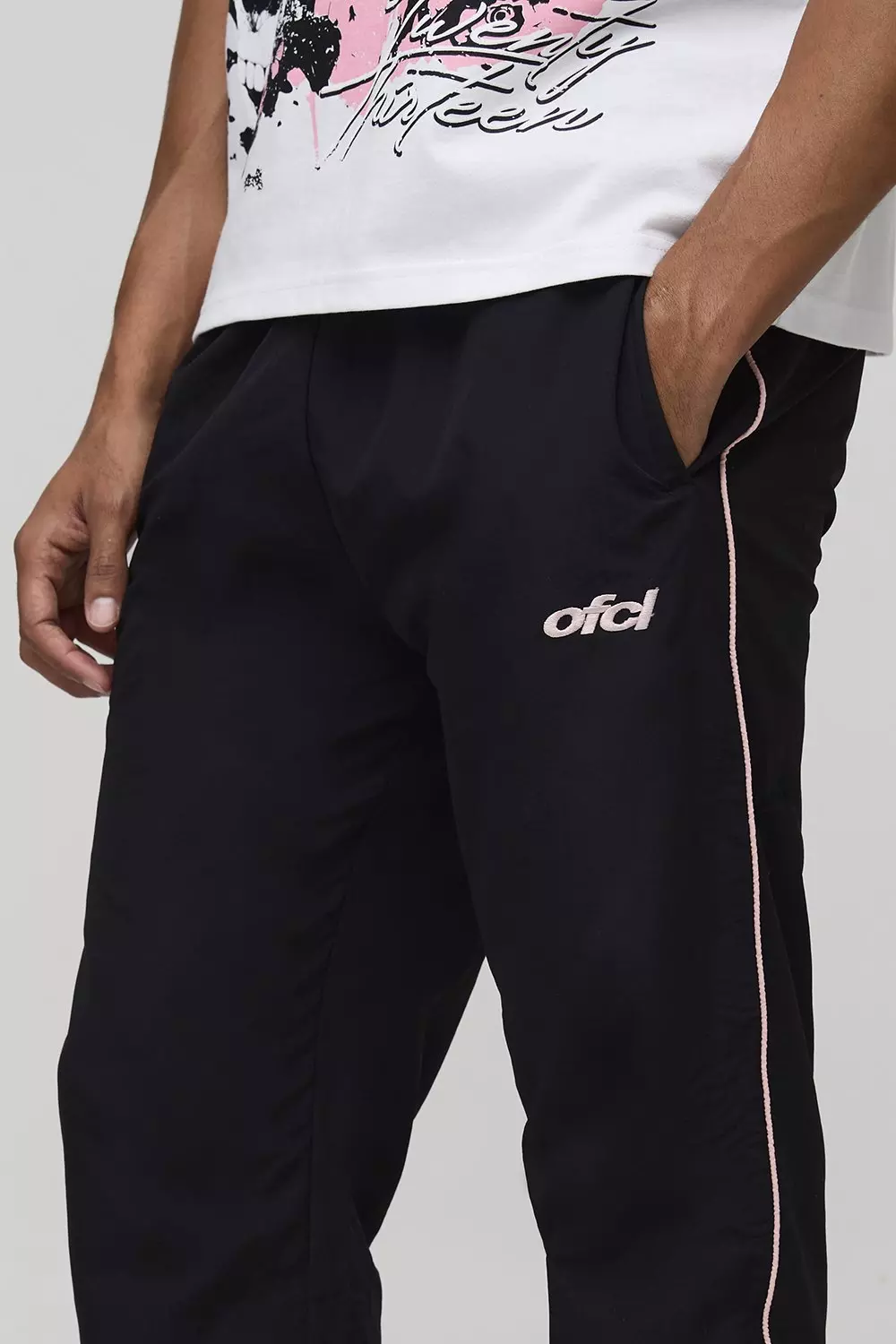 Relaxed Ofcl Crinkle Trousers | boohooMAN USA