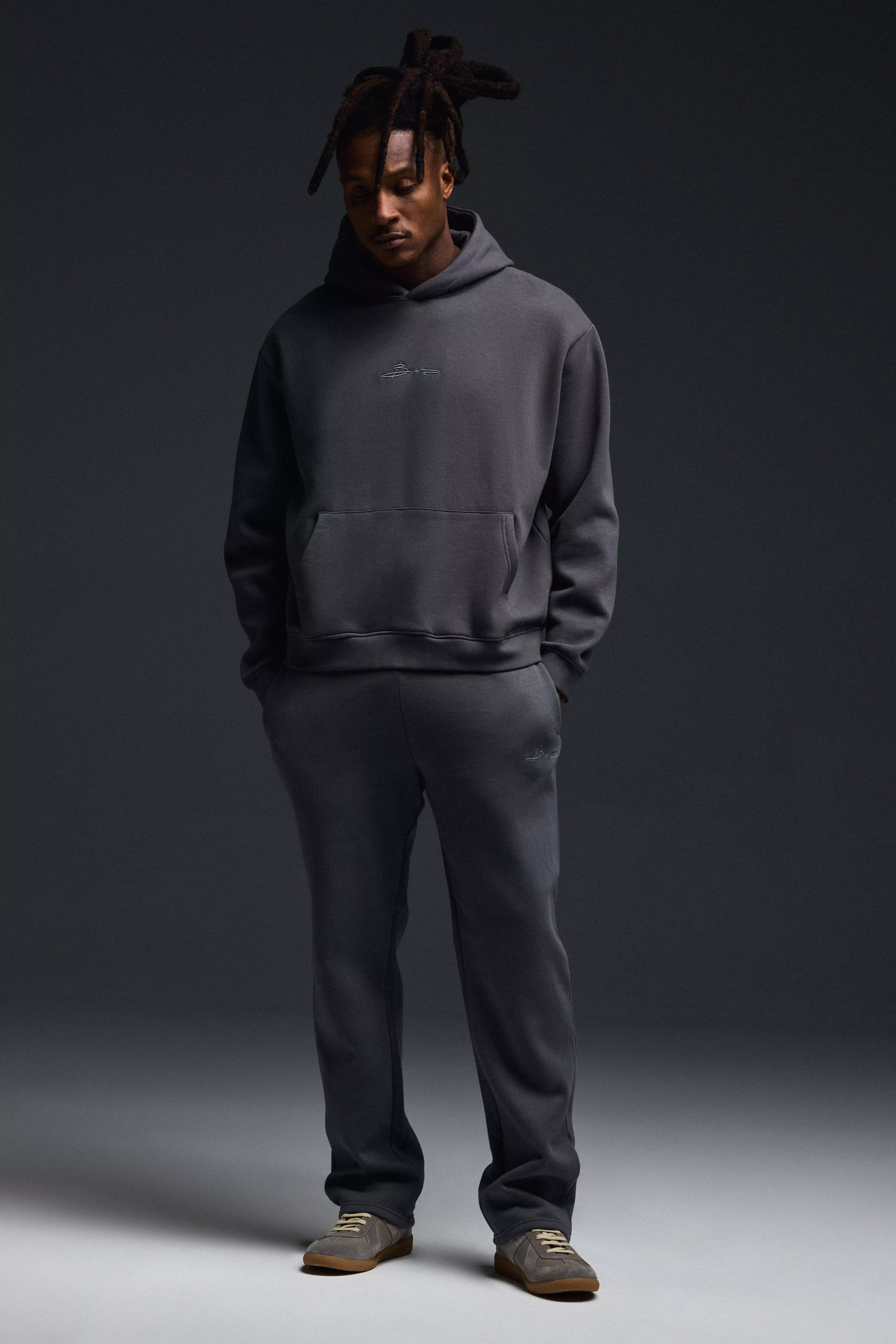 330GSM Relaxed Fit BM Signature Jogger Charcoal