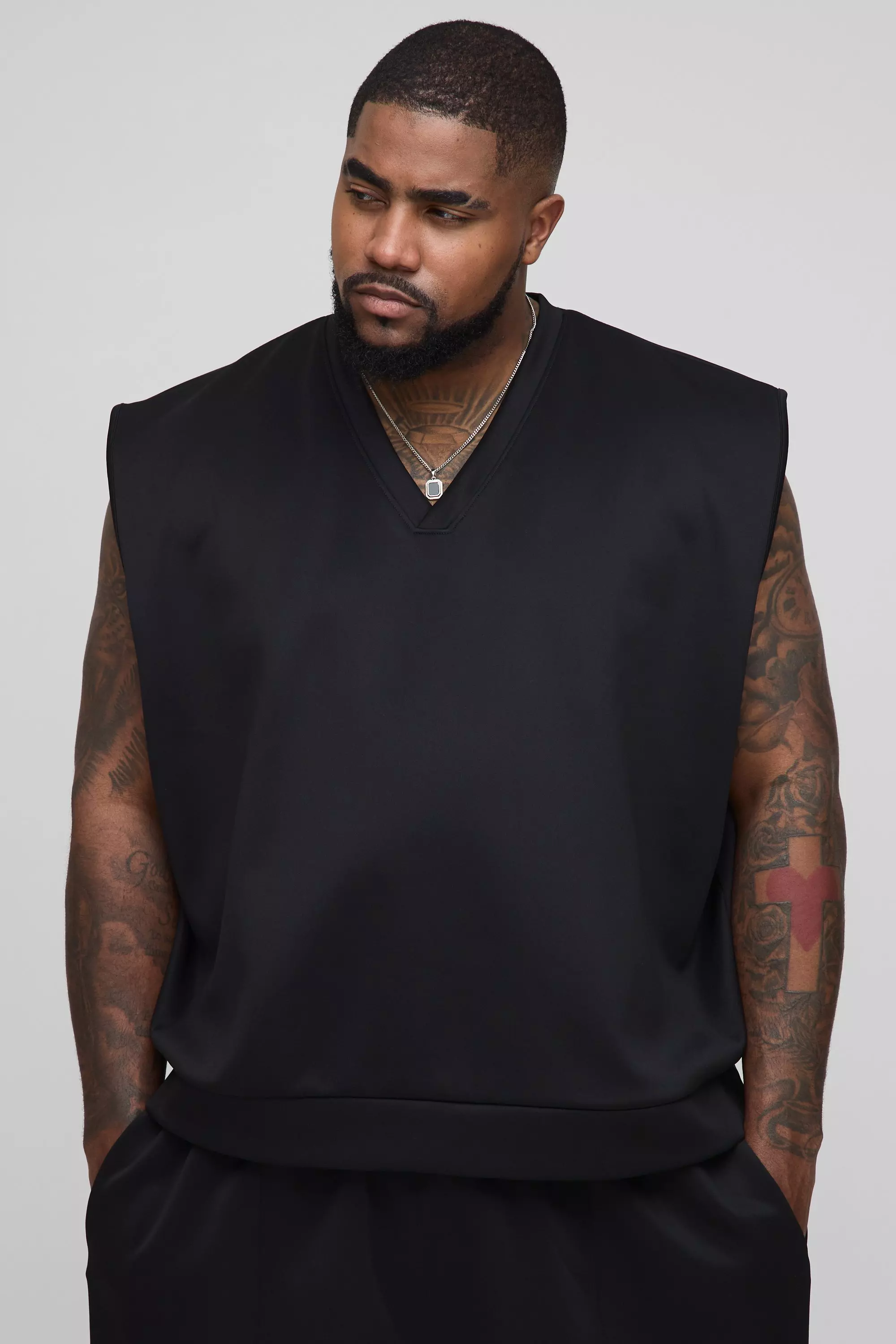 Plus Oversize Scuba Tanktop mit V-Ausschnitt, Black alternatives Bild