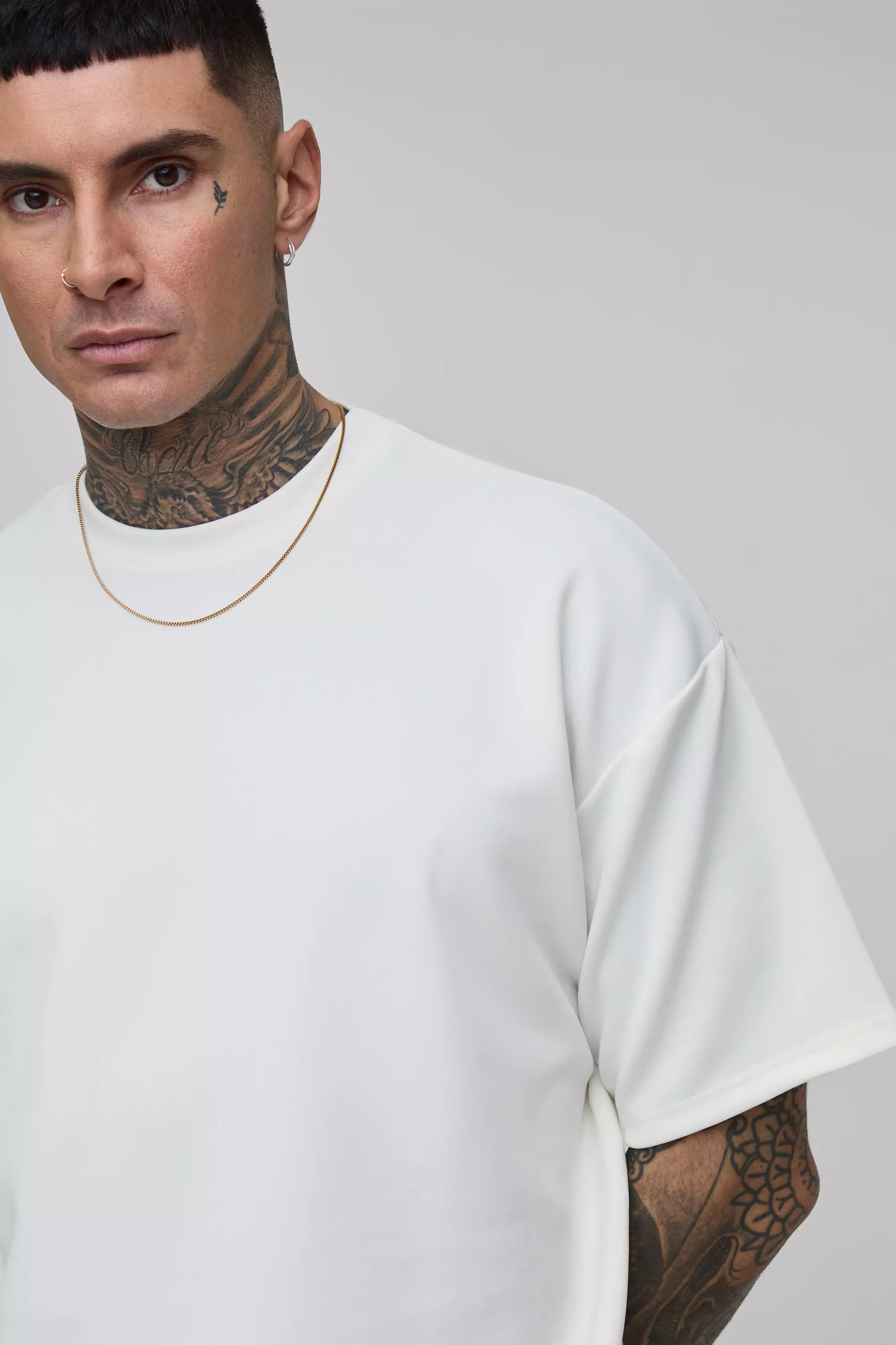 Tall - Ensemble oversize avec t-shirt et short, Ecru autre image