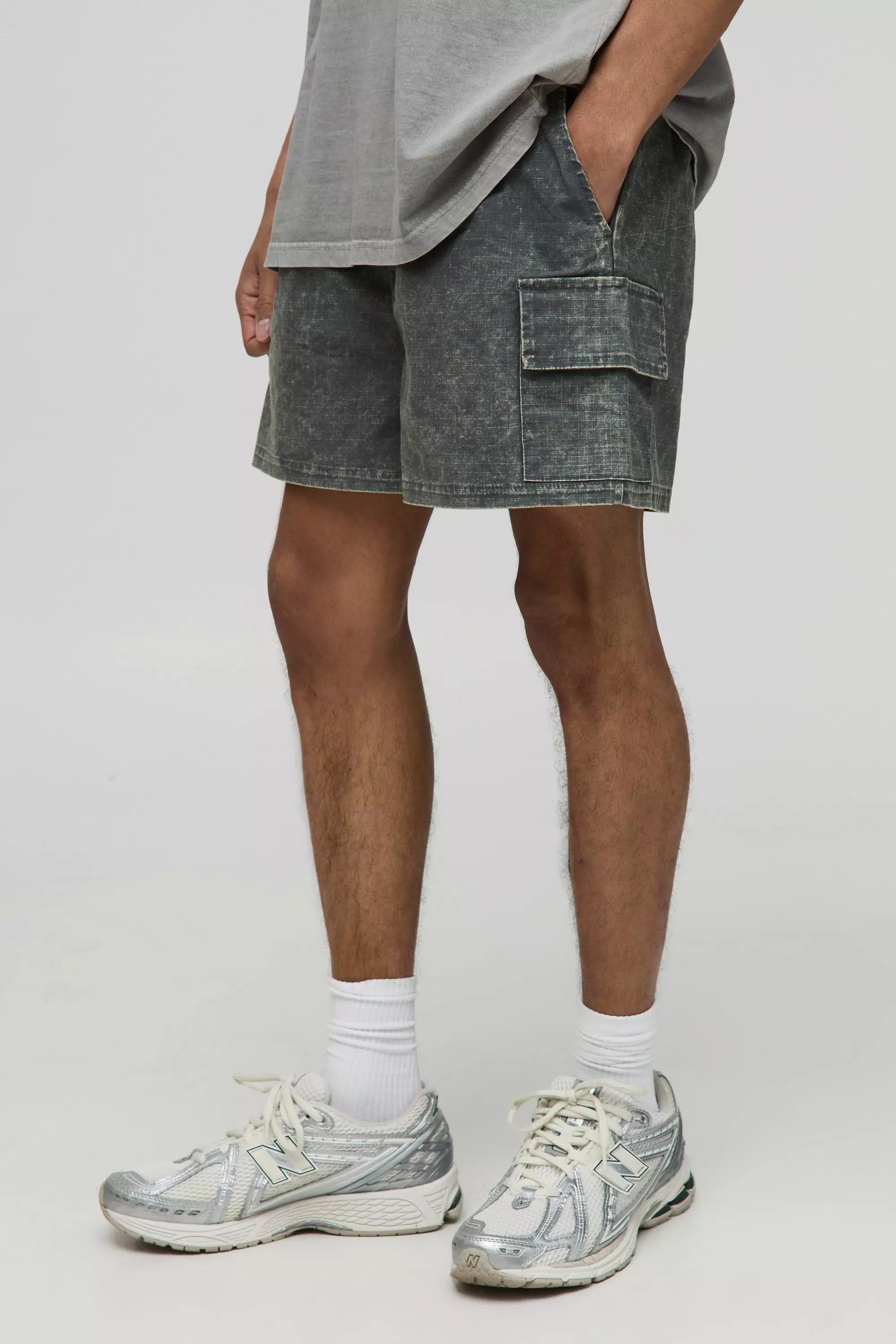 Elasticated Waist Boxer Fit Washed Ripstop Cargo Shorts Grey