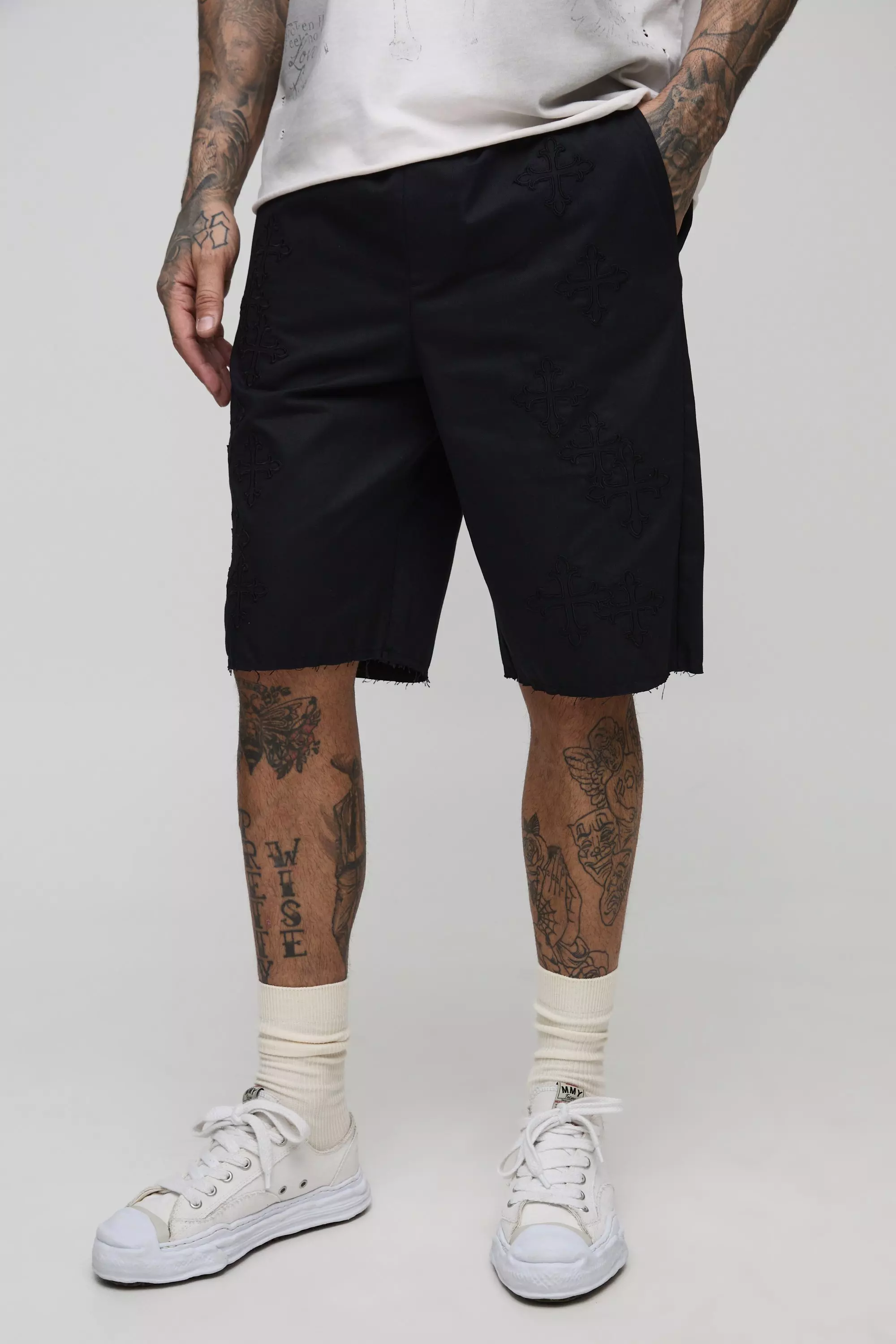 Tall Relaxed Fit Elasticated Waist Applique Shorts Black