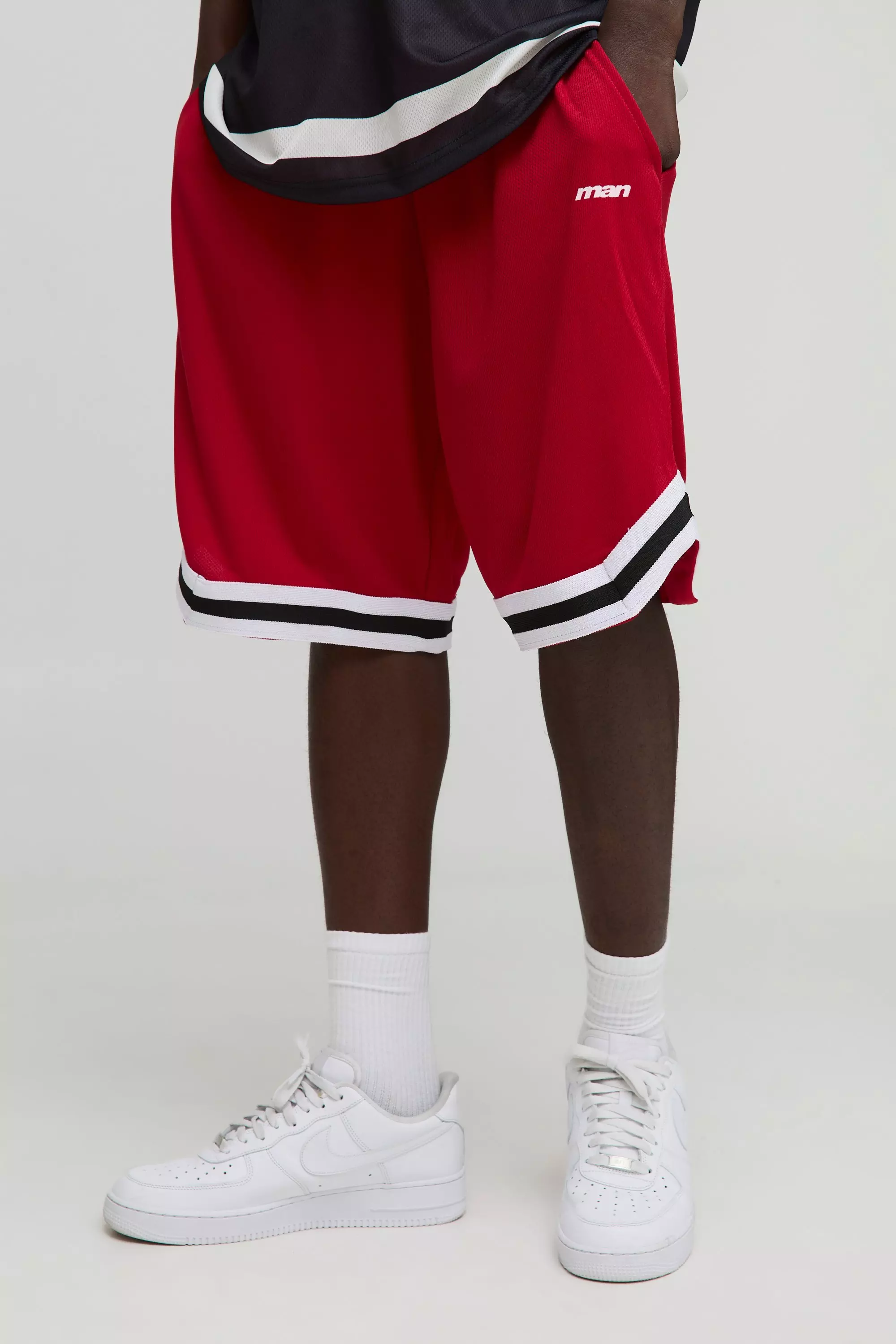 Man Mid Length Mesh Basketball Shorts Red