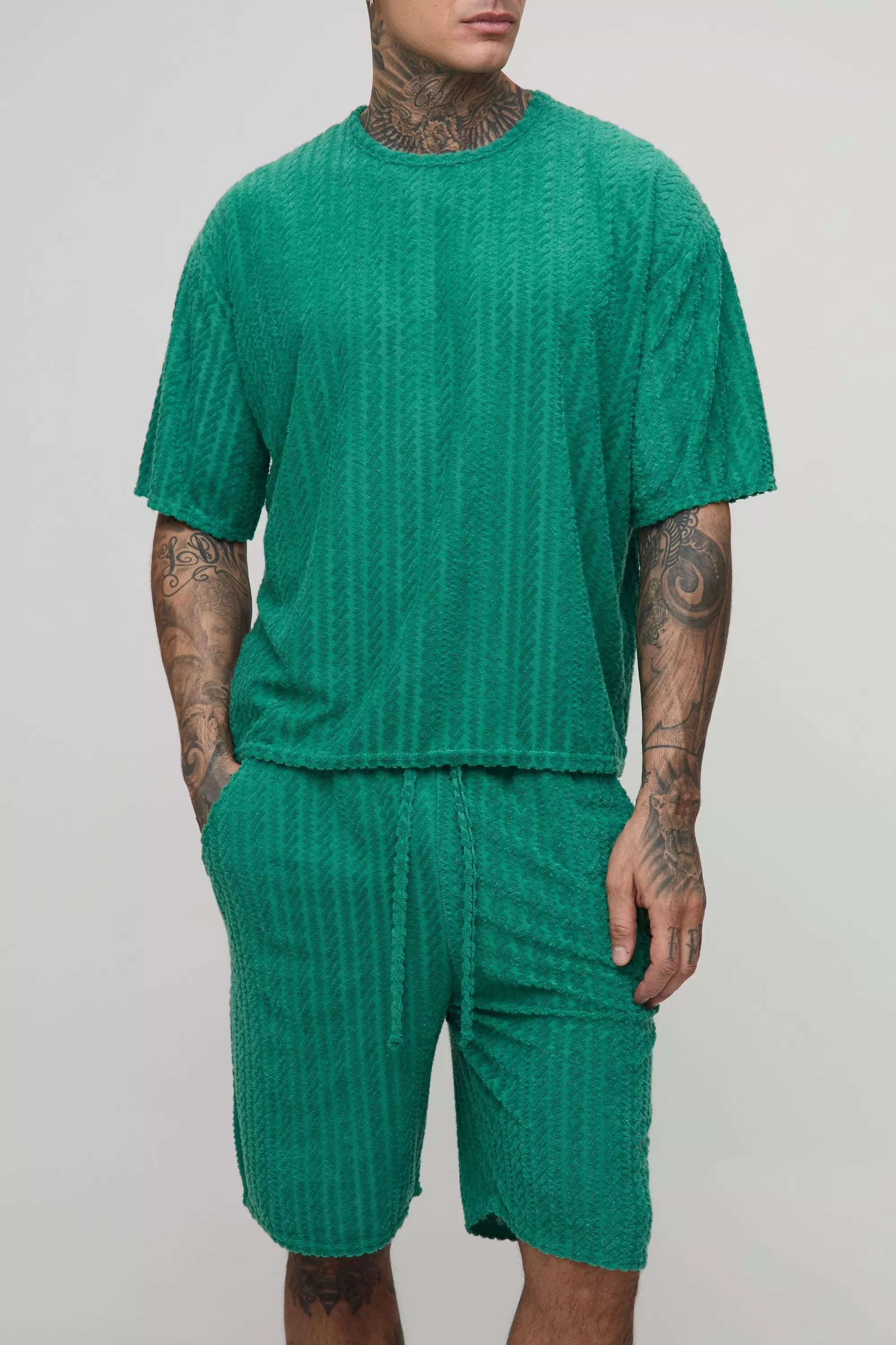 Tall Oversize Frottee Jacquard T-Shirt & Shorts Set, Green alternatives Bild