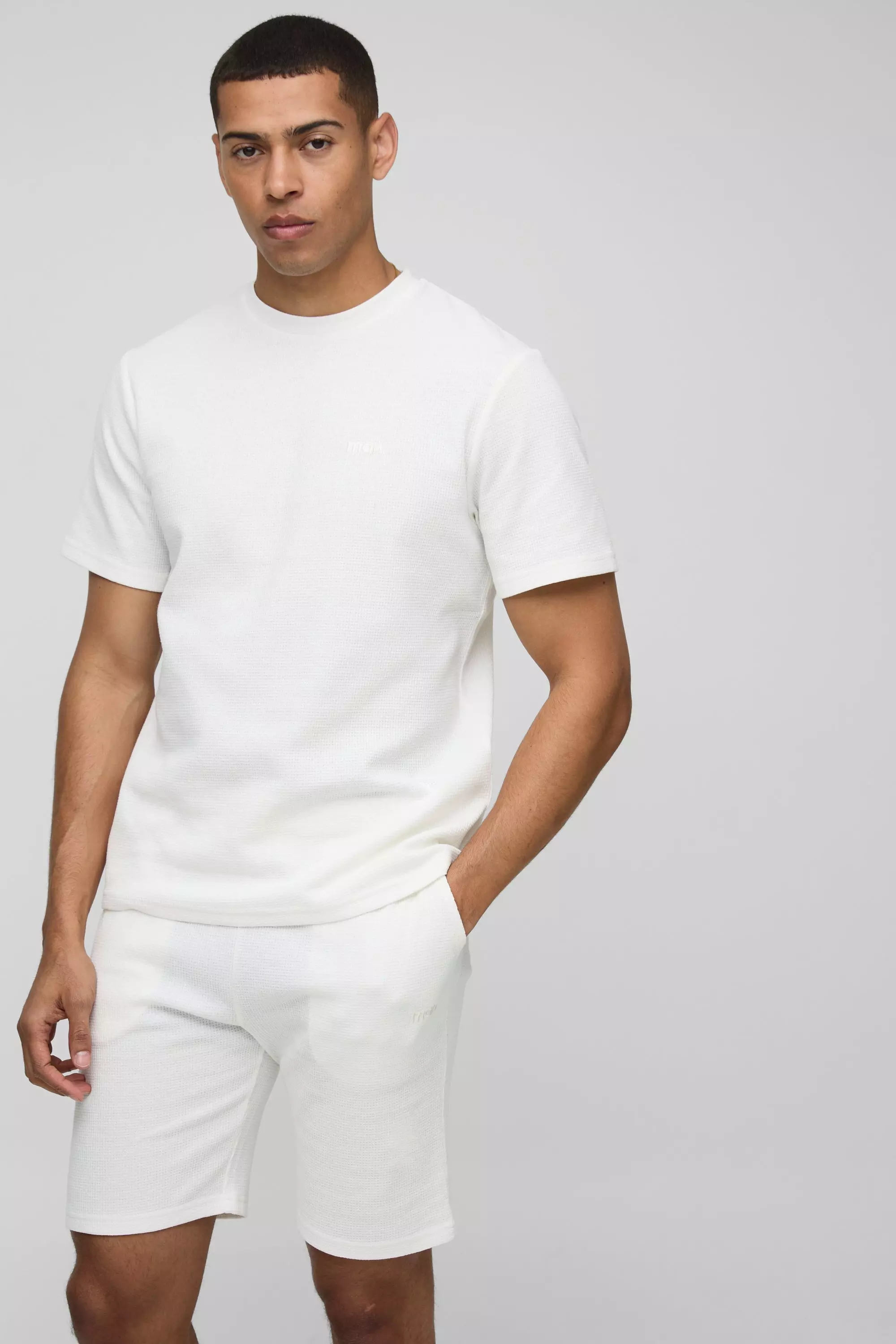Regular Fit Man Waffle T-Shirt & Short Set Ecru