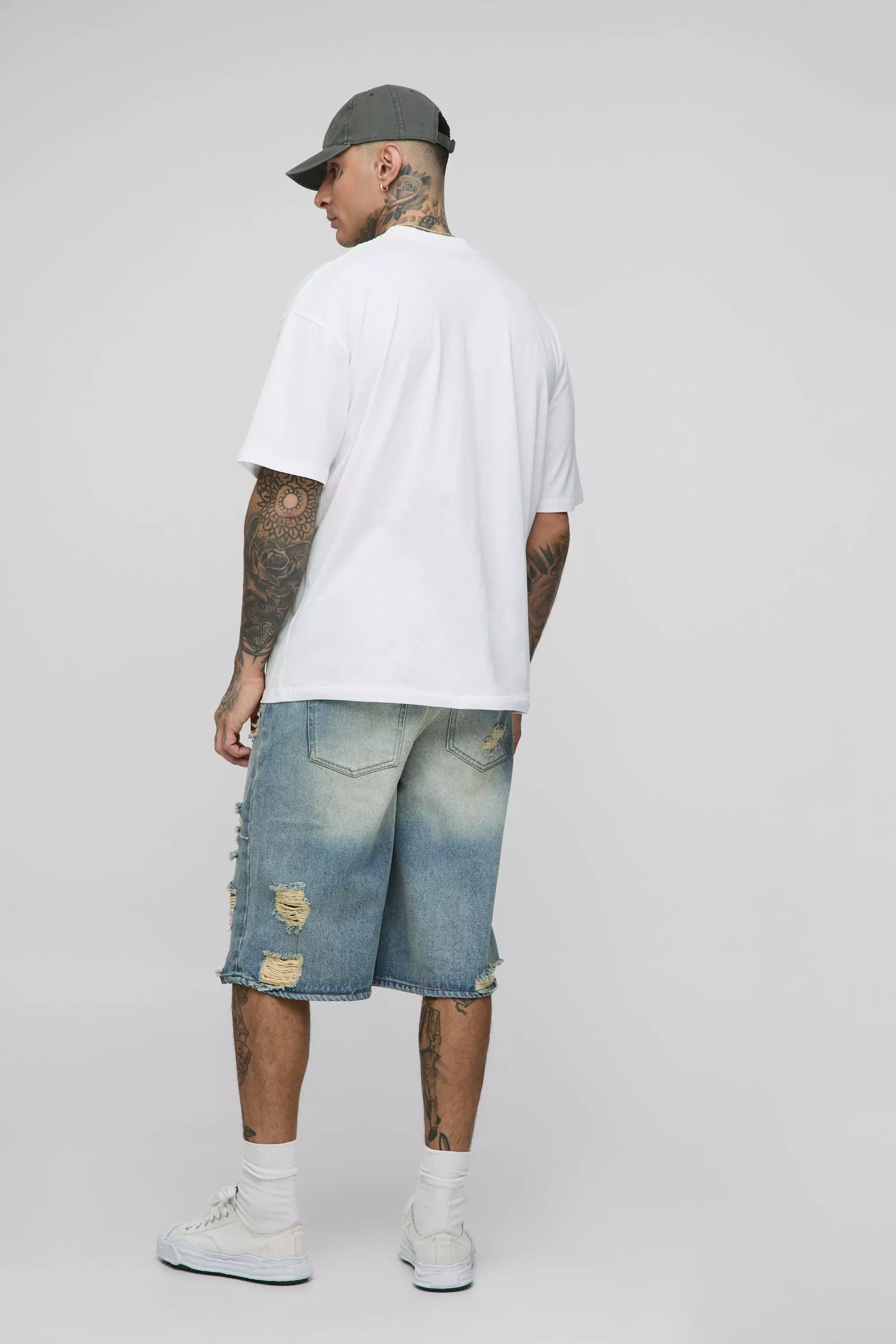 Tall Relaxed Fit Vintage Wash Multi Distressed Jorts | boohooMAN DE