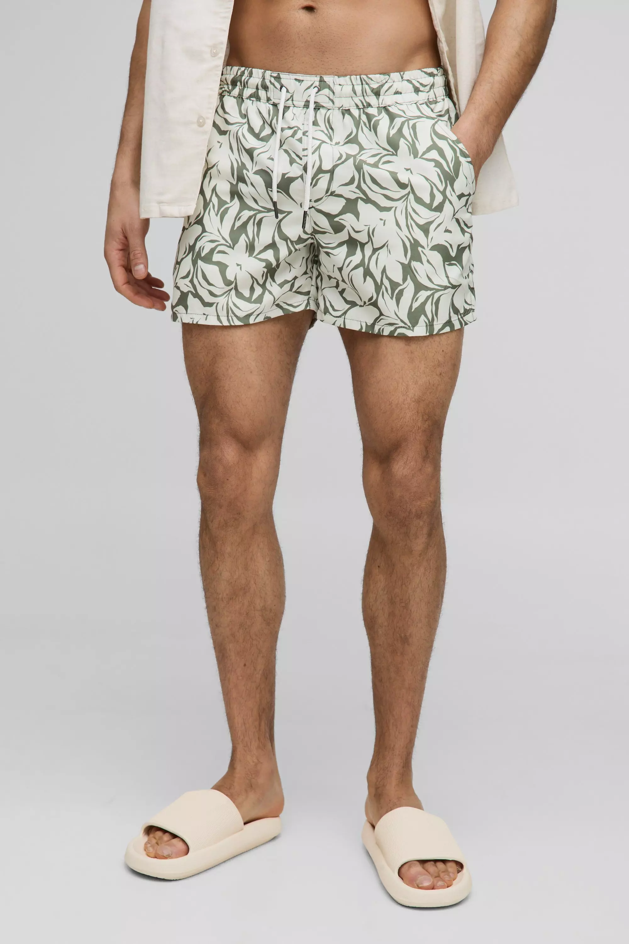 Green Short Length Leaf Print Swim Trunks alternative image