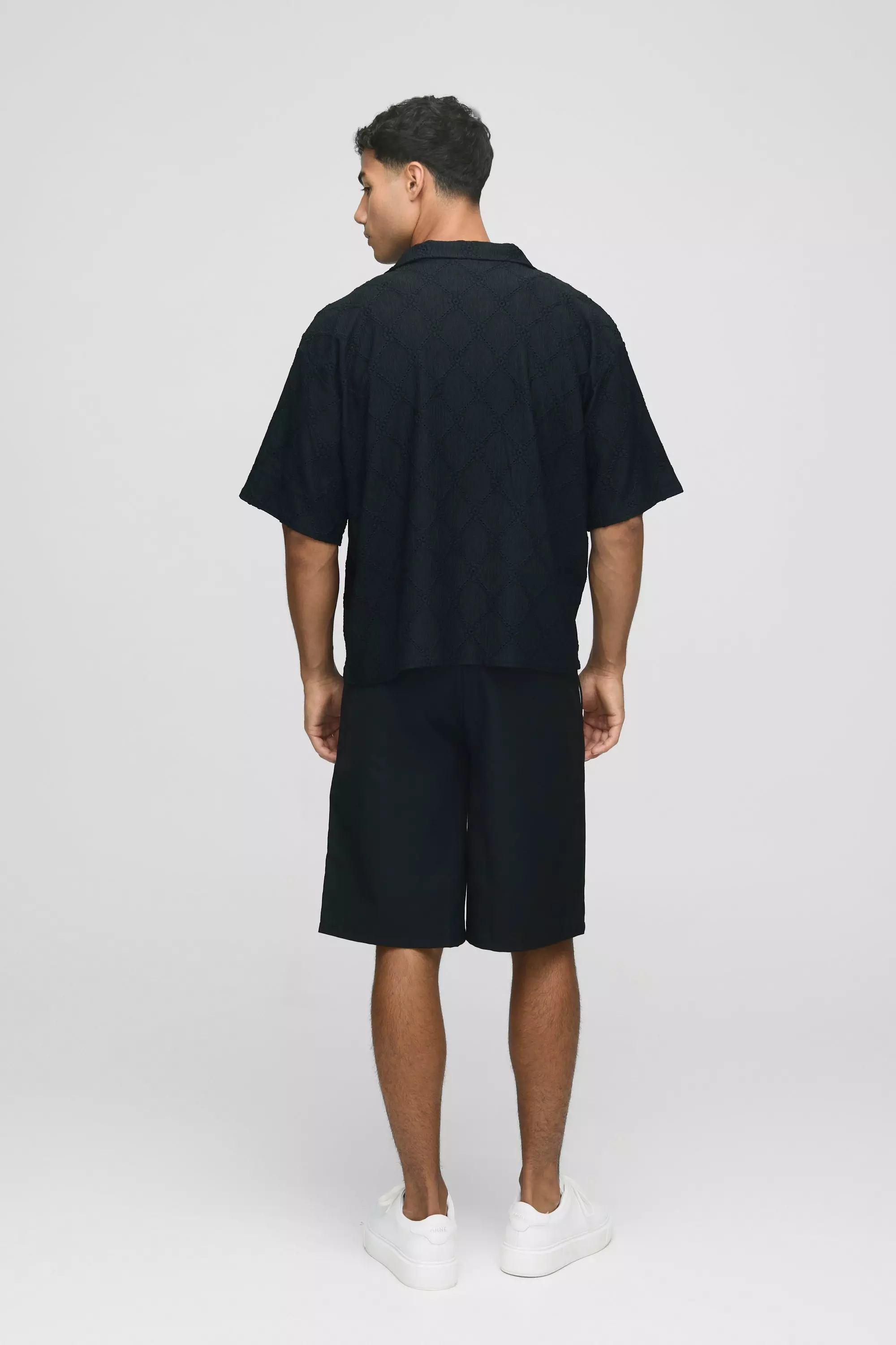 Black Oversized Boxy Revere Floral Broderie Shirt alternative image