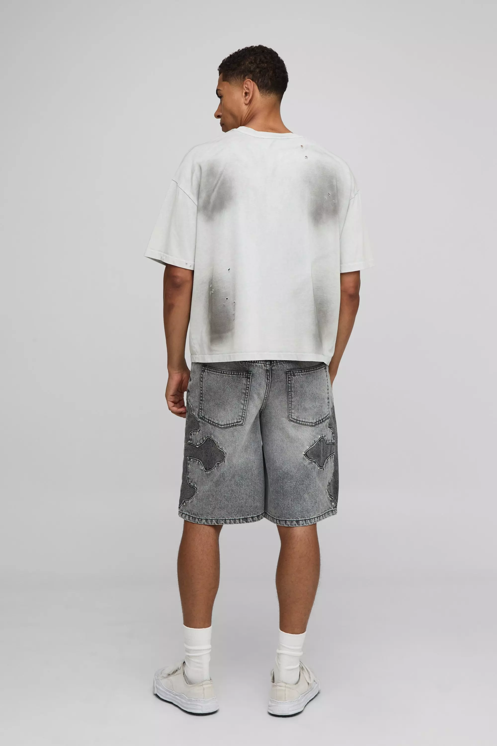 Regular Fit Studded Applique Cross Jorts | boohooMAN