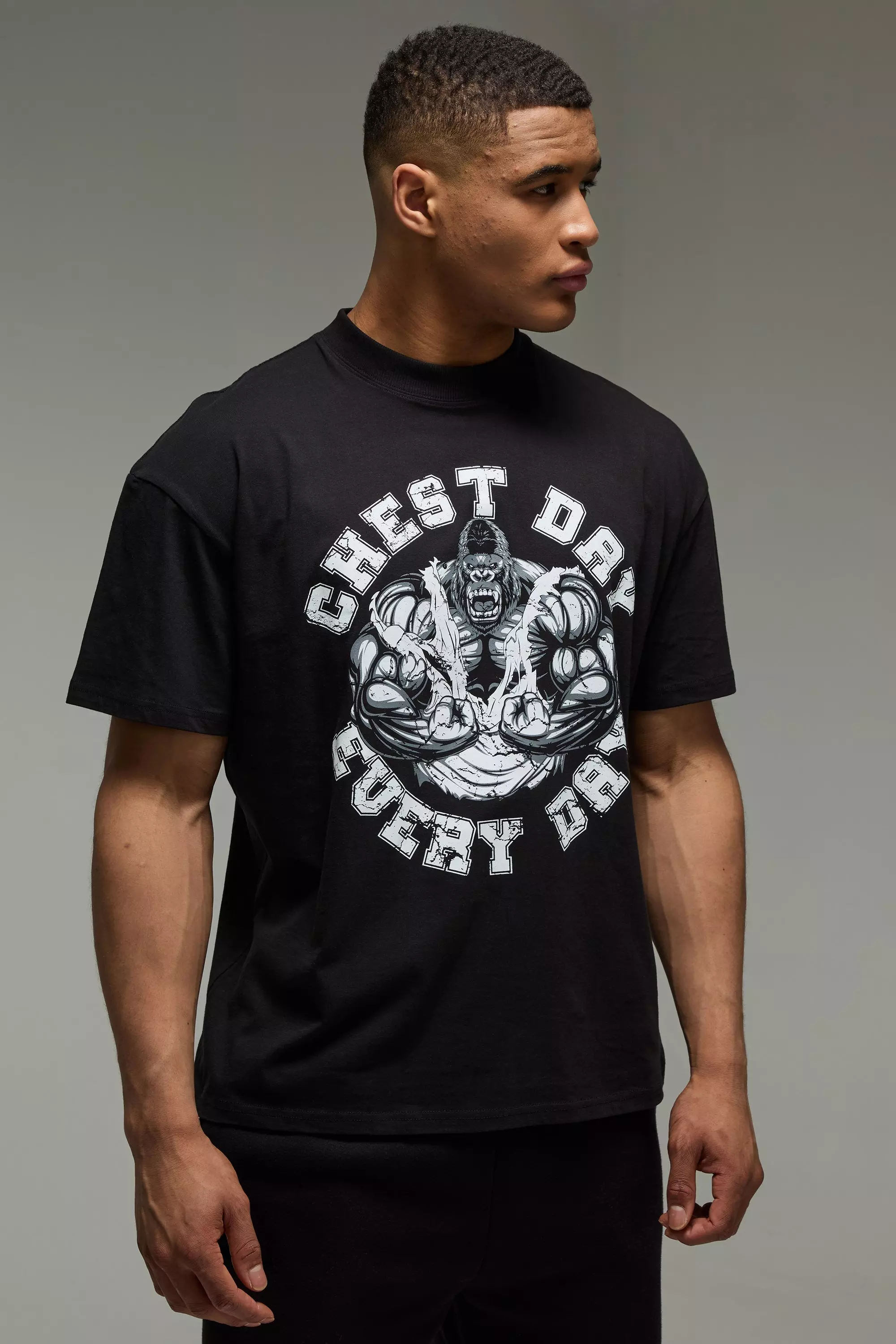 Black MAN Active Chest Day Oversized Extended Neck T-Shirt alternative image