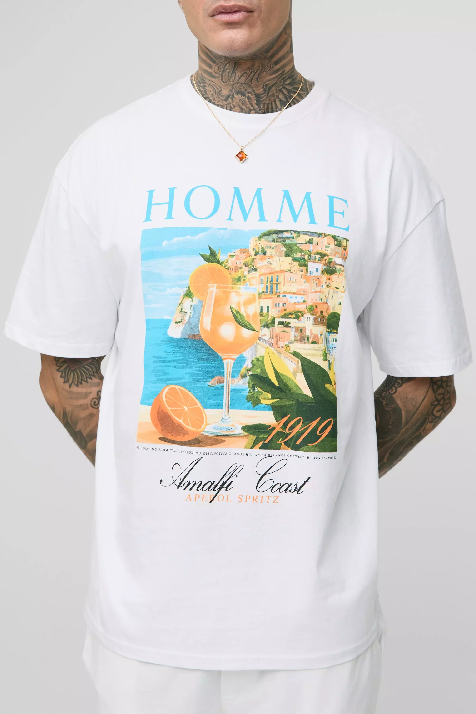 Tall Oversize T-Shirt mit Homme Amalfi Coast Print, White alternatives Bild