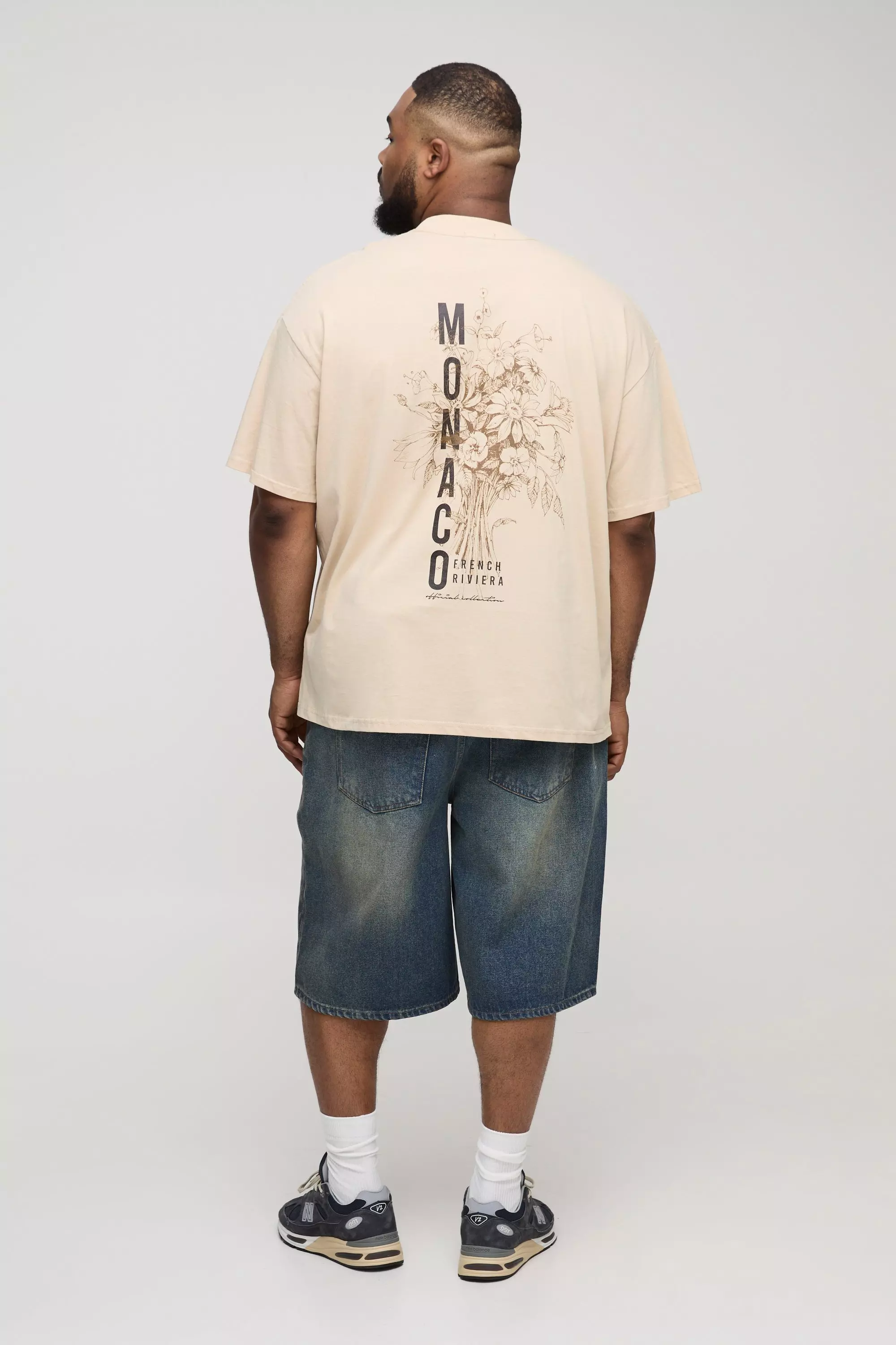 Plus Oversized Extended Neck Monaco Floral Graphic T Shirt | boohooMAN USA