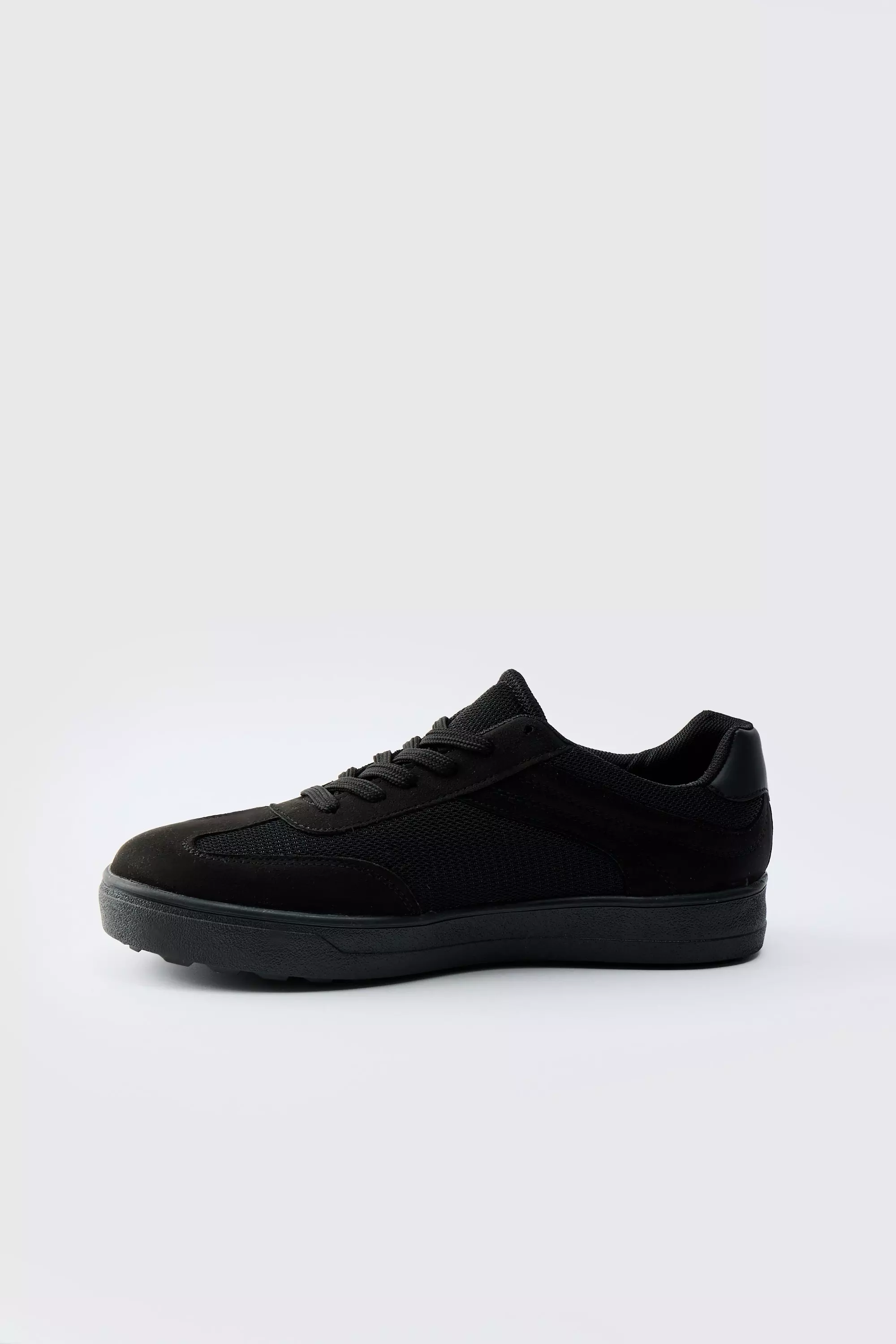 Contrast Panel Mesh Trainer | boohooMAN USA