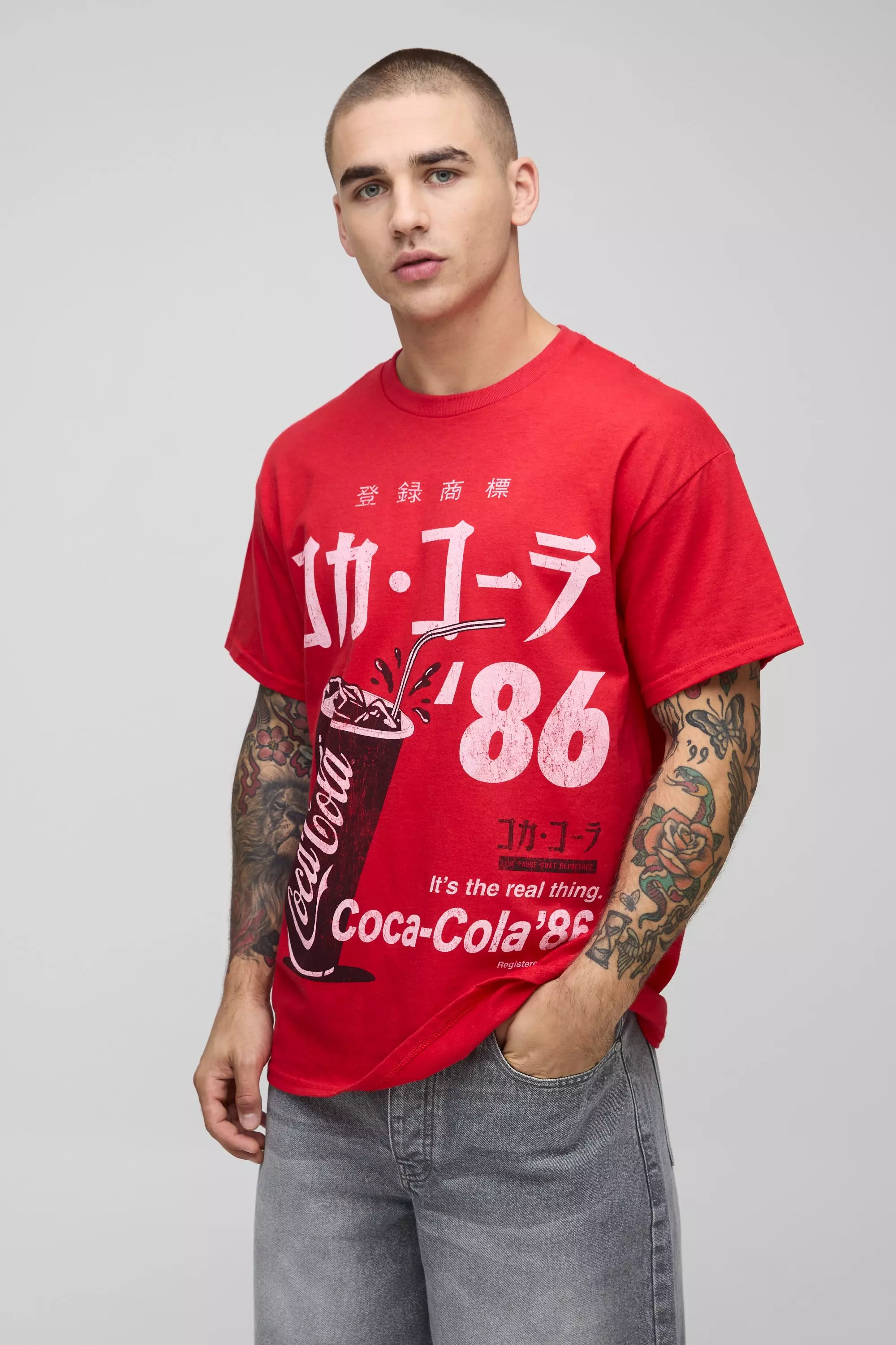 Red Oversized Gelicenseerd Rood Coca-Cola T-Shirt alternatieve afbeelding
