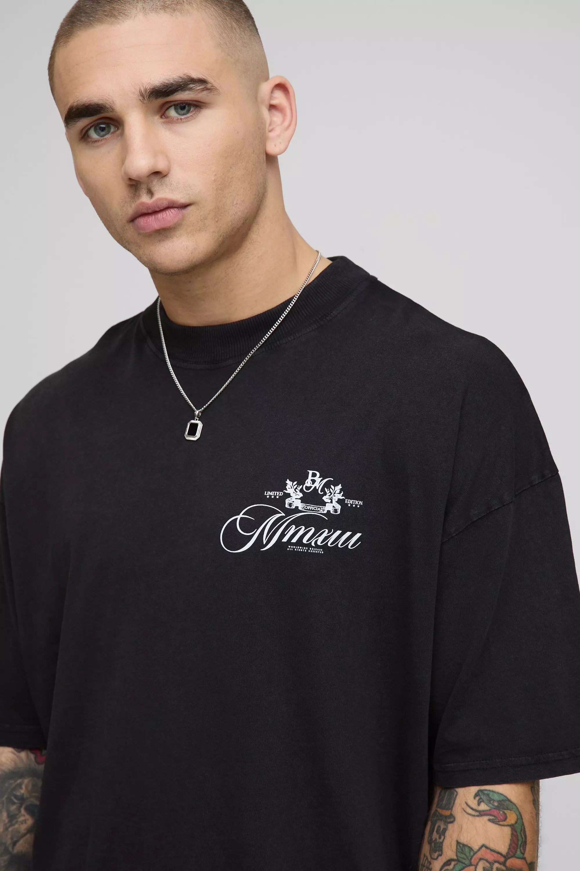 Black Oversized Extended Neck Washed BM Crest T-Shirt | boohooMAN USA
