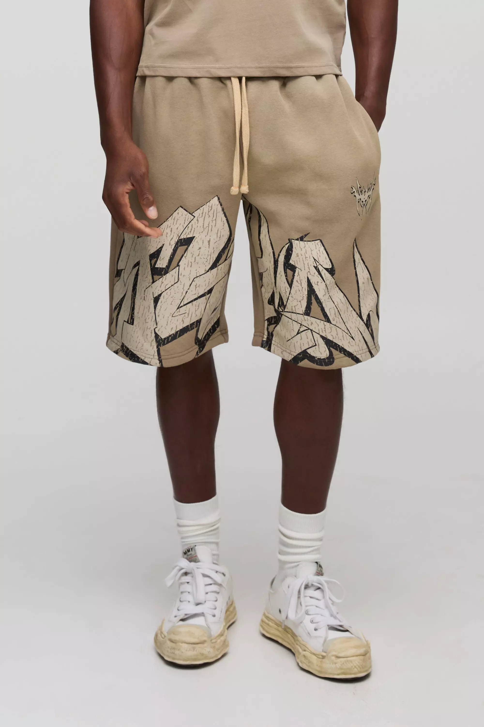 Relaxed Long Length Graffiti Graphic Washed Shorts | boohooMAN USA