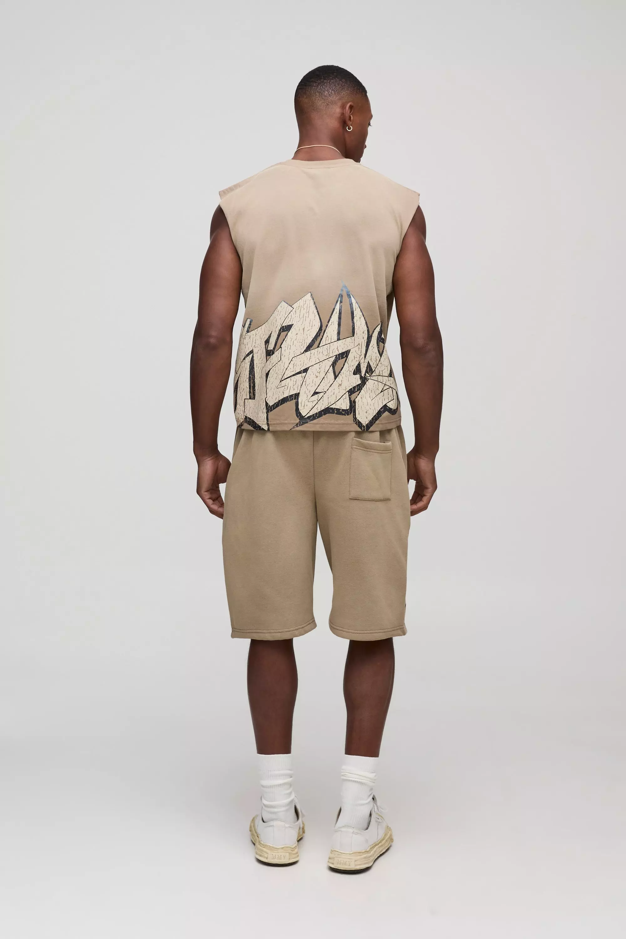 Relaxed Long Length Graffiti Graphic Washed Shorts | boohooMAN USA