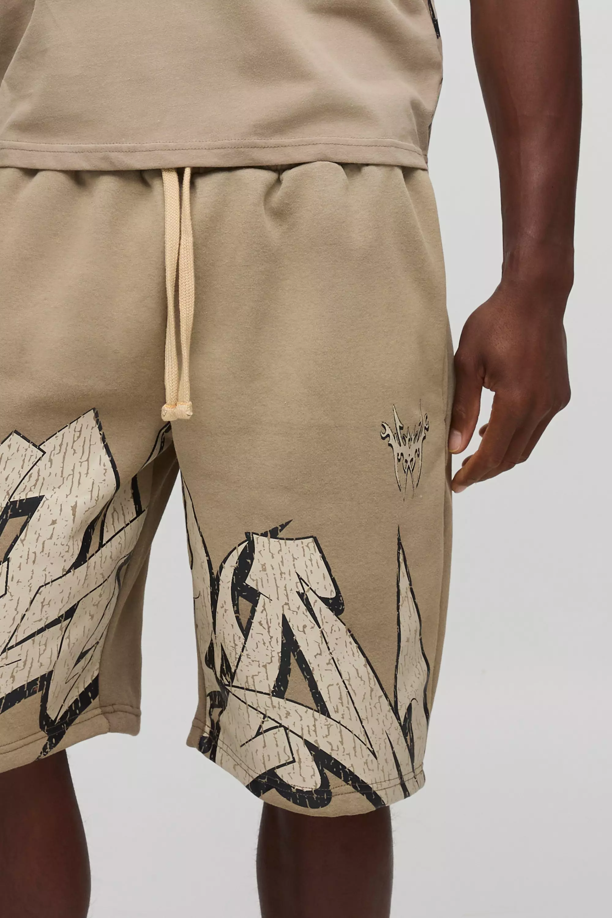 Relaxed Long Length Graffiti Graphic Washed Shorts | boohooMAN USA
