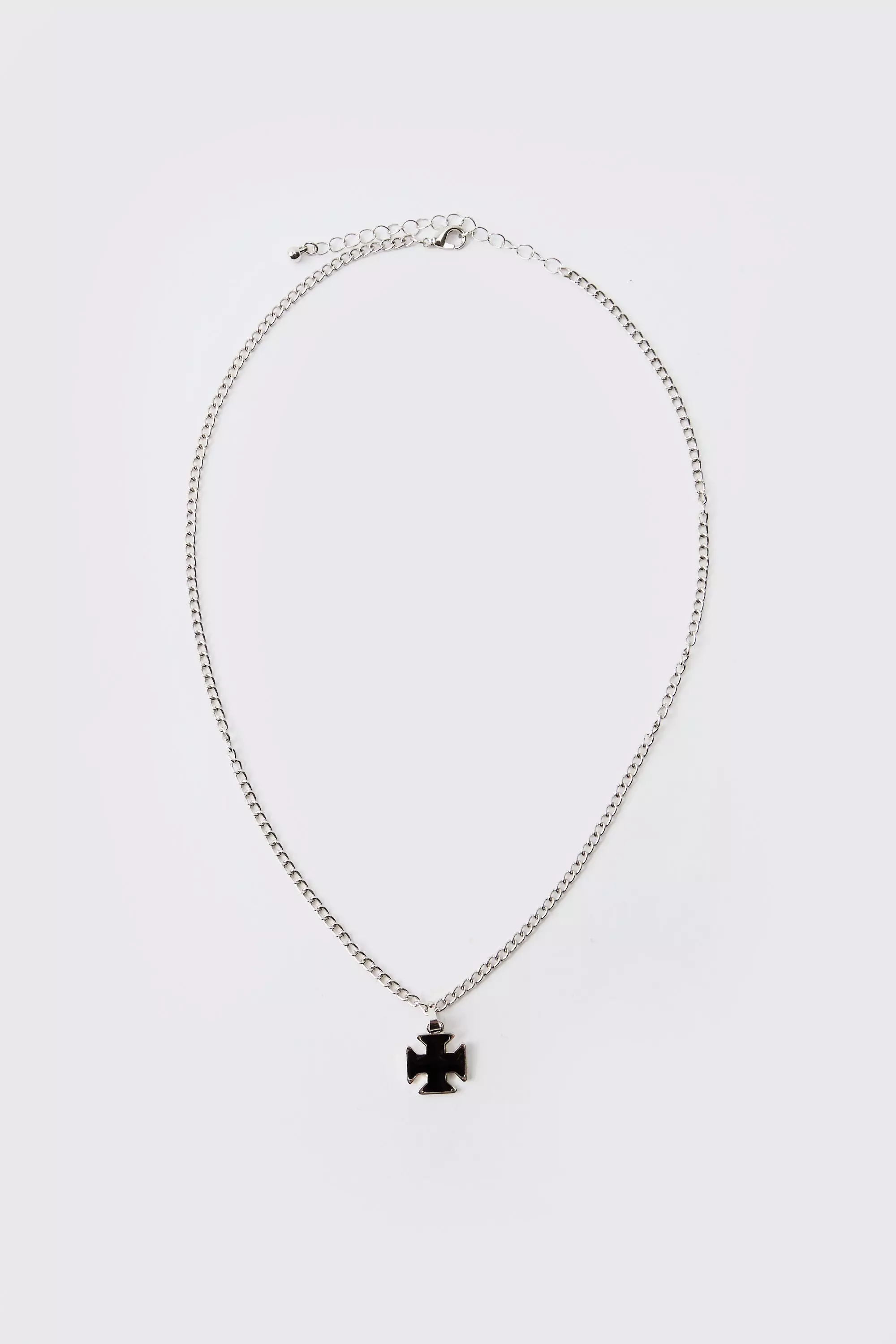 Cross Pendant Necklace In Silver Silver