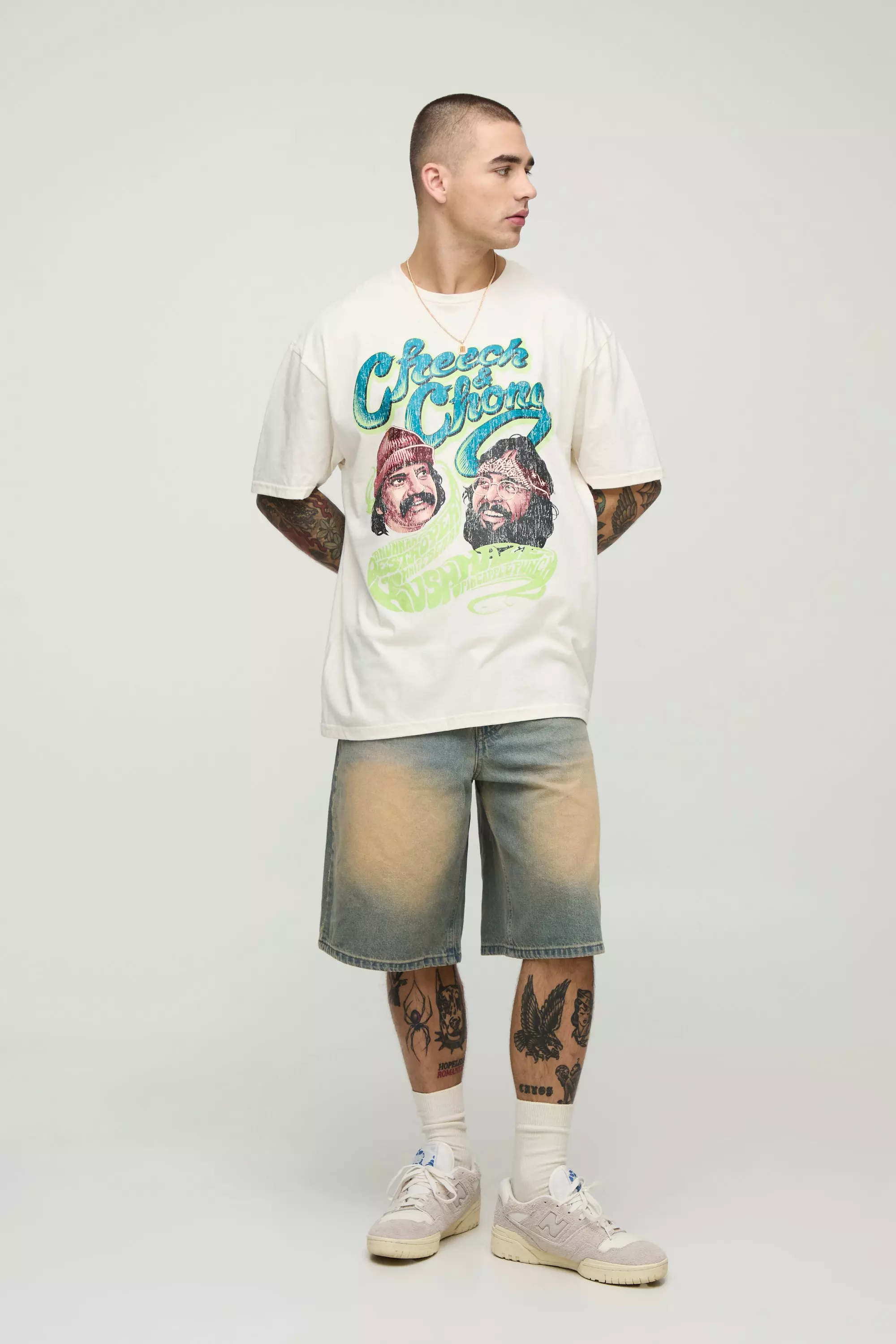 Ecru Oversized Cheech & Chong License T-Shirt alternative image