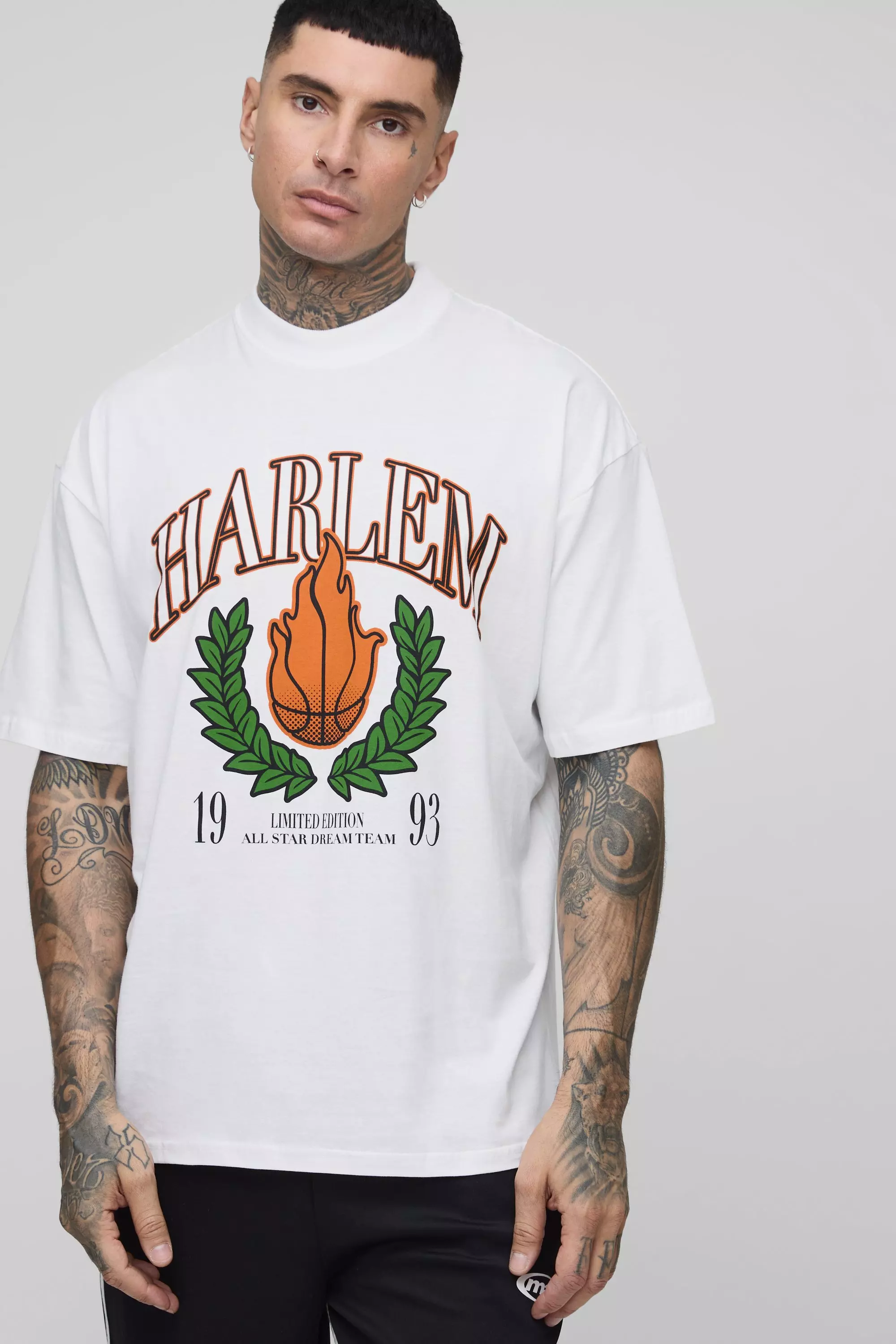 Tall - T-shirt oversize universitaire à col montant, White autre image