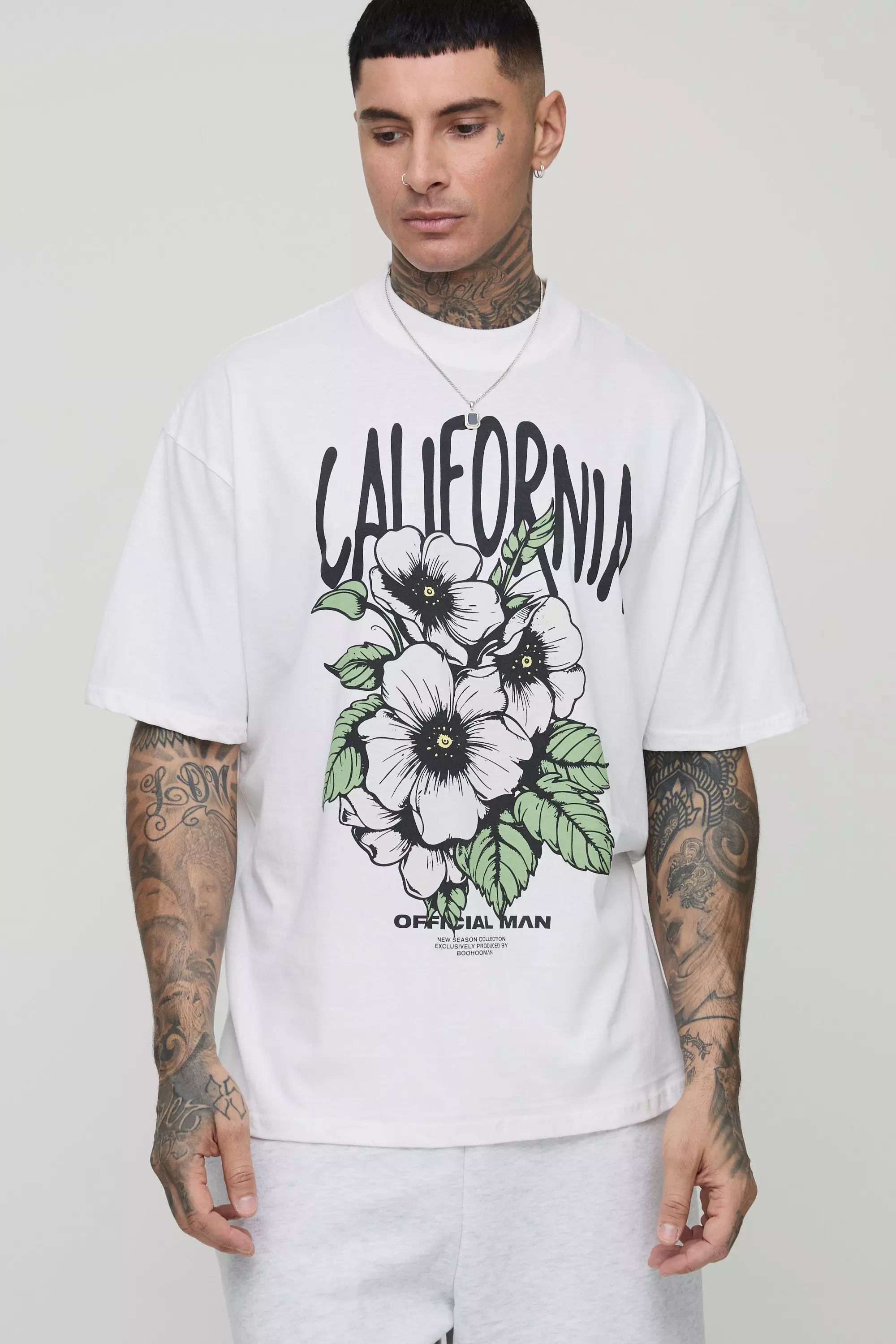 Tall Oversize T-Shirt mit floralem Print, White alternatives Bild
