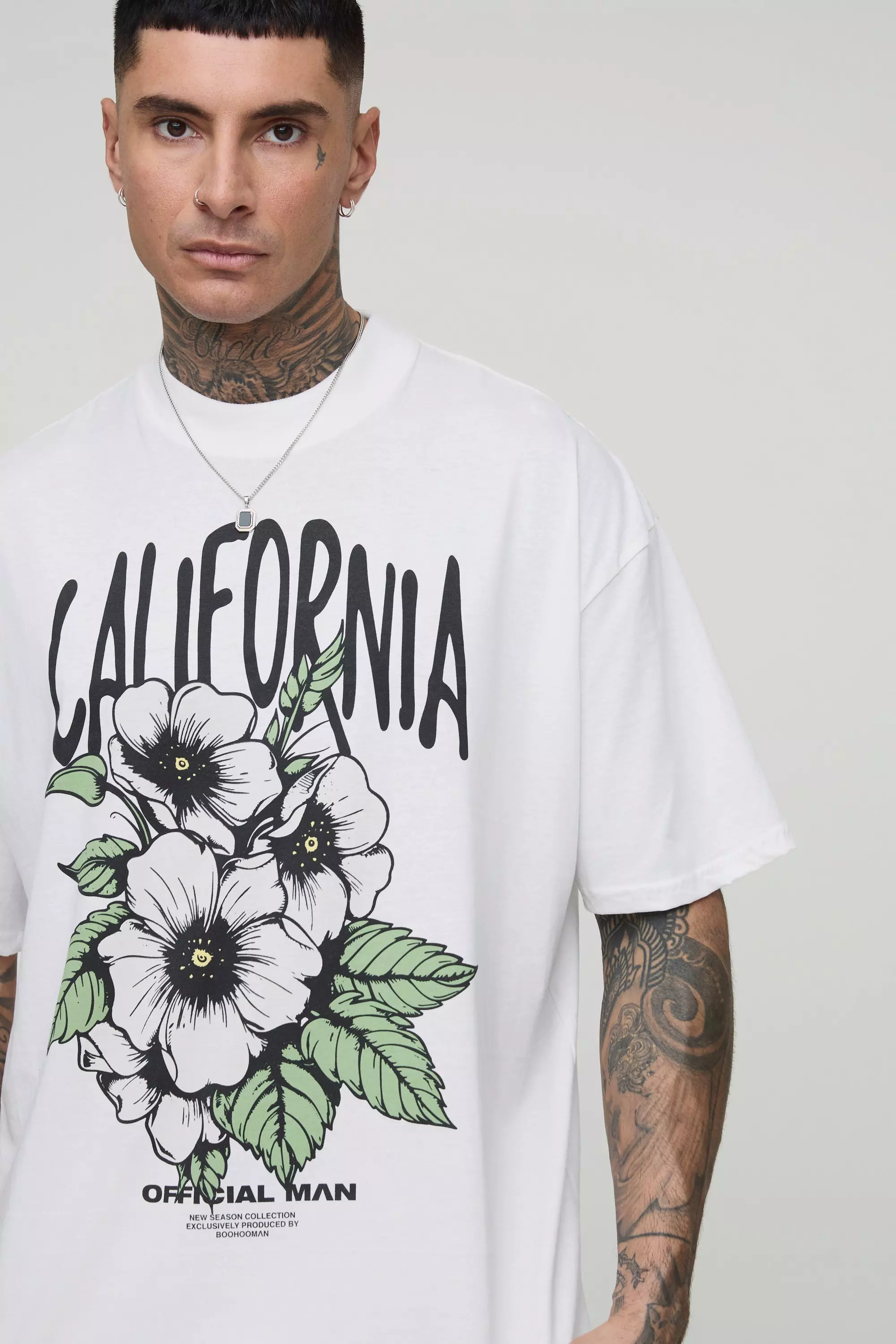 Tall Oversize T-Shirt mit floralem Print, White alternatives Bild
