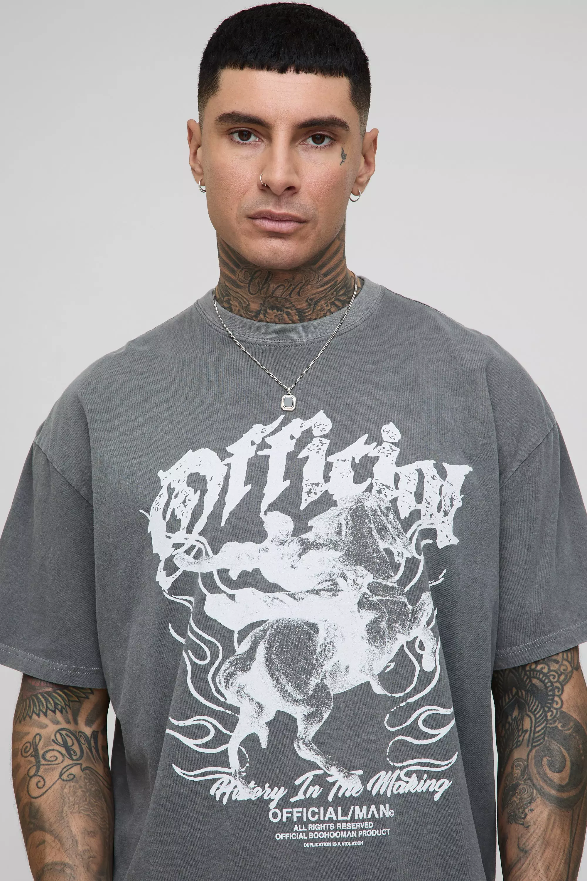 Tall Oversize T-Shirt mit Renaissance-Print, Charcoal alternatives Bild