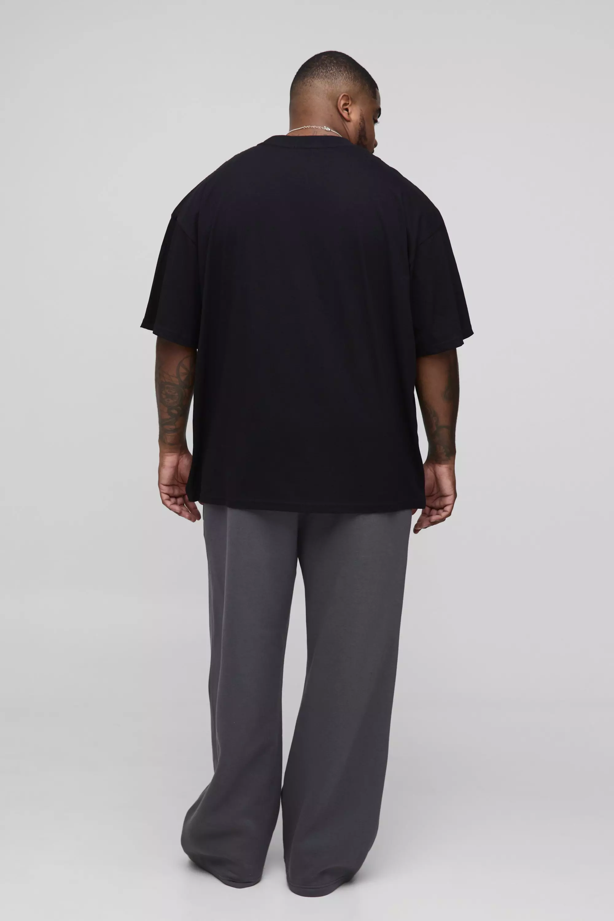 Plus Oversize T-Shirt mit floralem Official Print, Black alternatives Bild