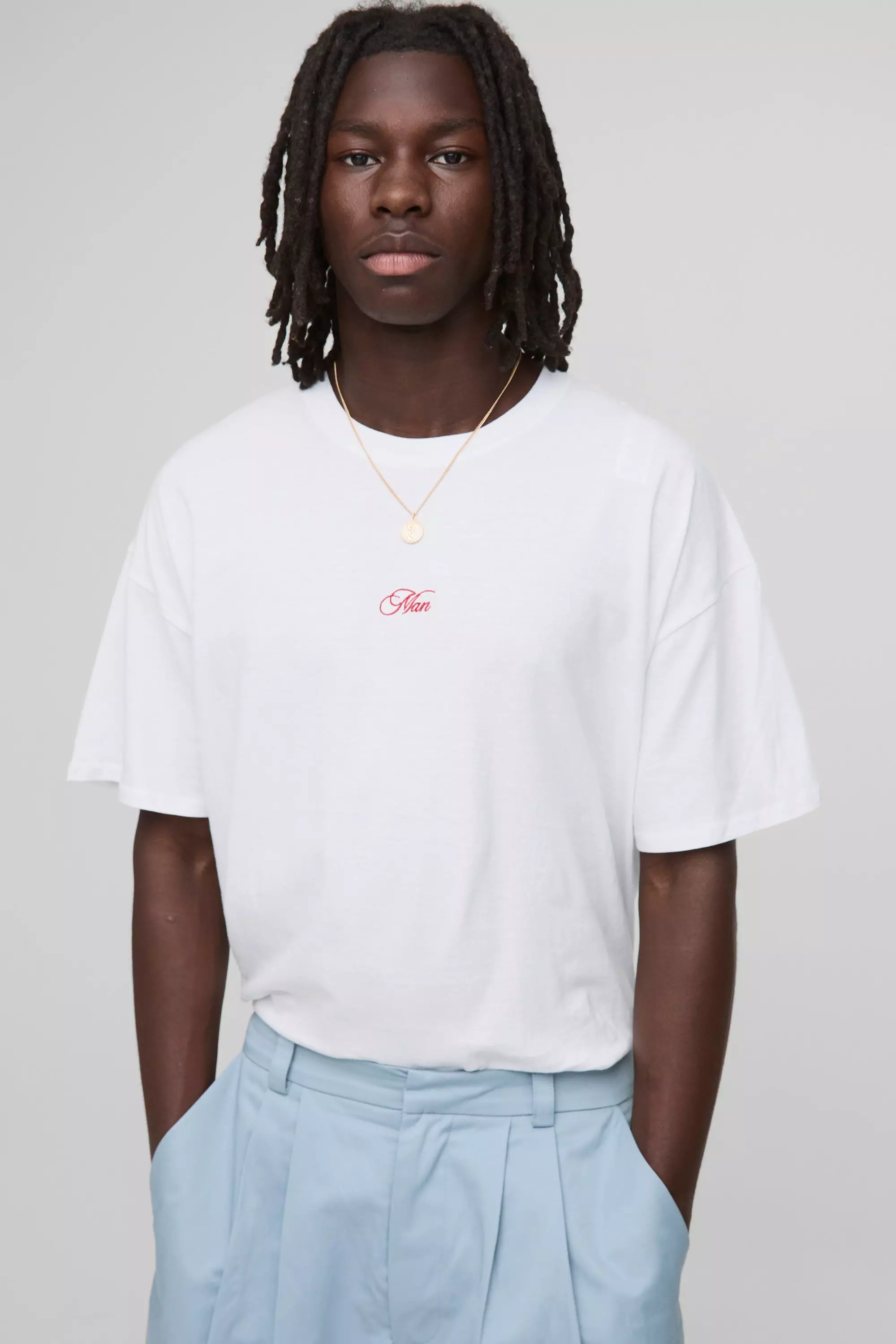 Weißes Oversize T-Shirt mit Man-Stickerei, White alternatives Bild