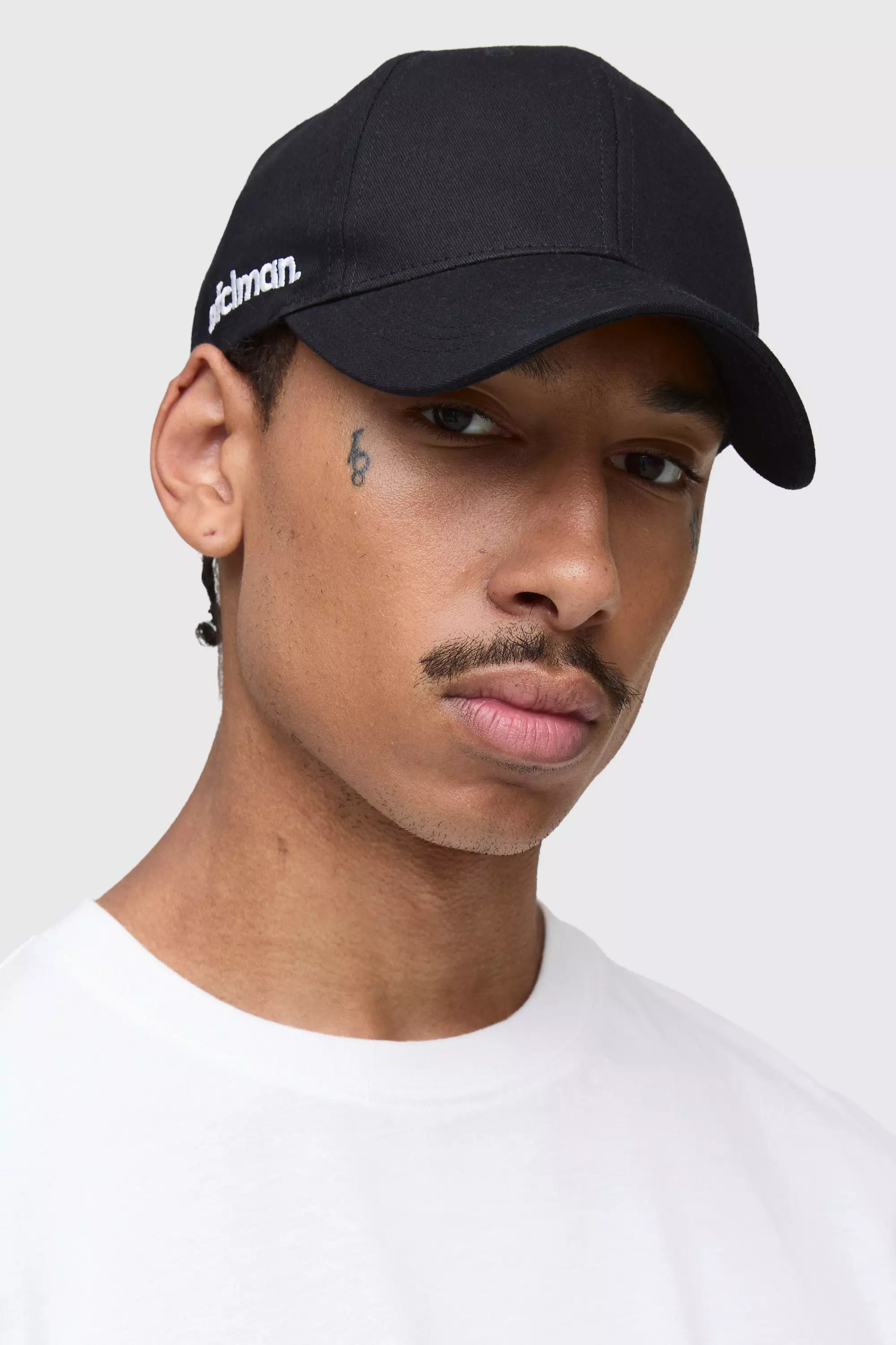 MAN Twill Cap Black