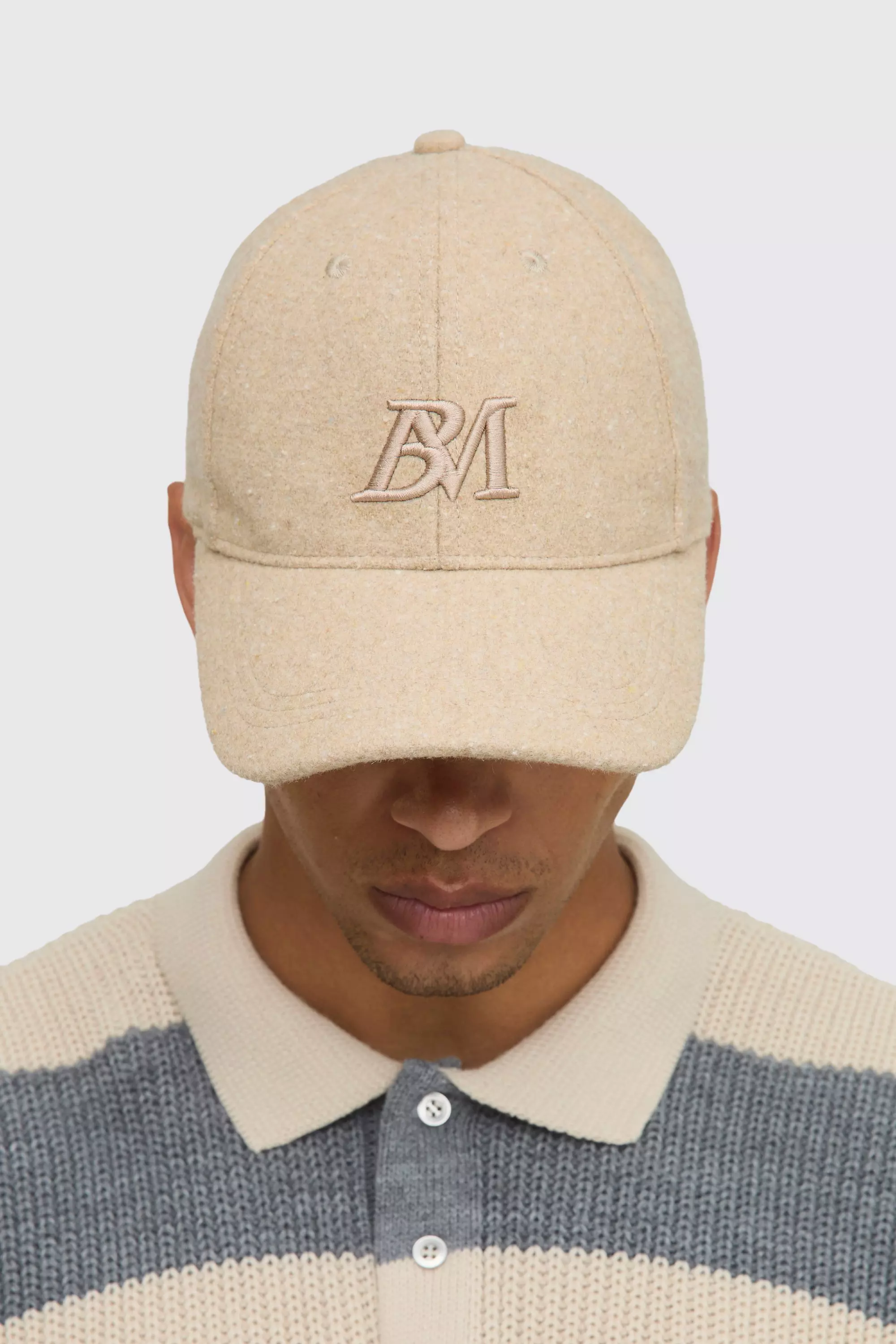 MAN Brushed Cap Stone