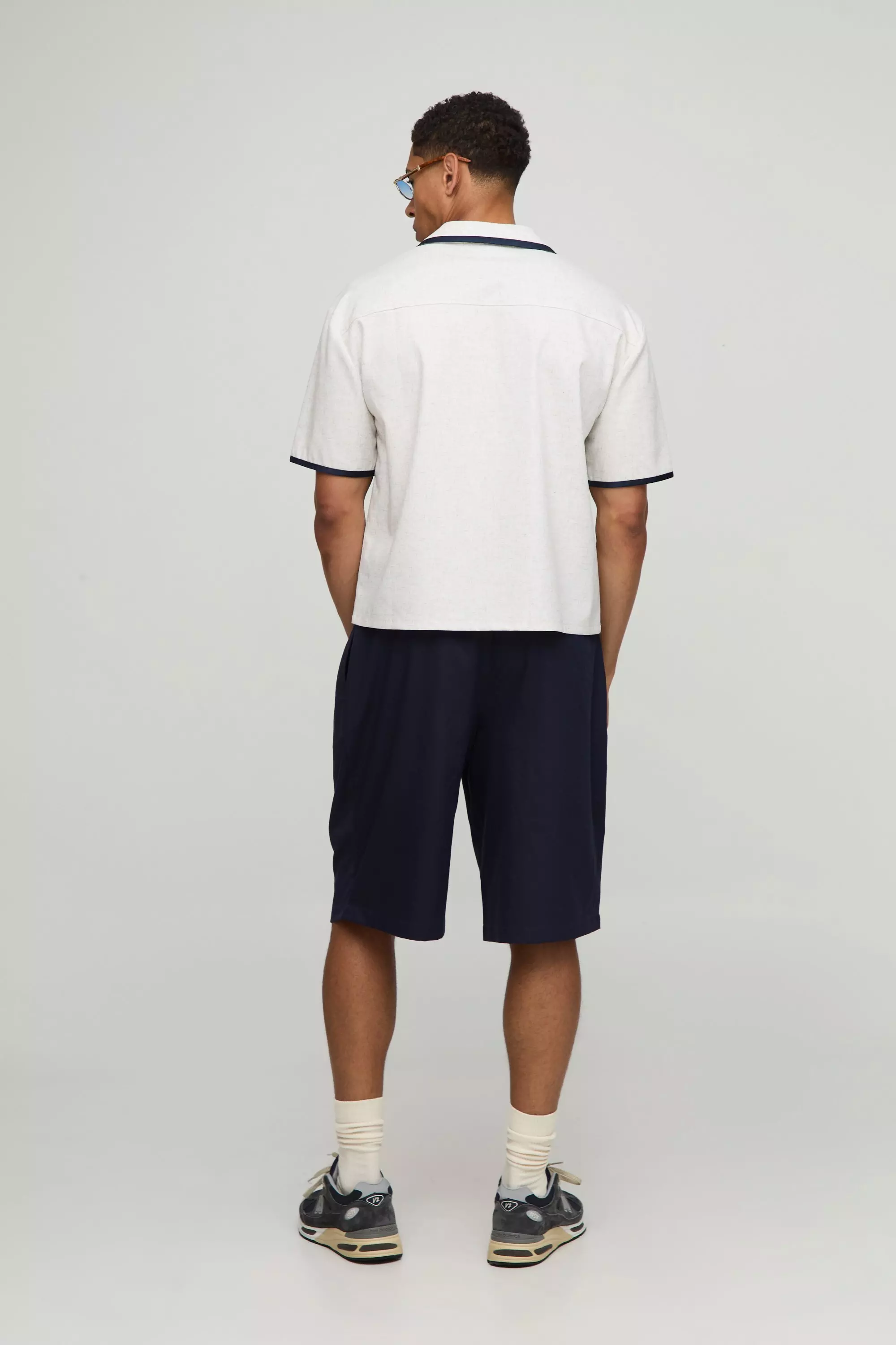 Oversized Boxy Revere Heavyweight Linen Look Boarder Detail Shirt | boohooMAN