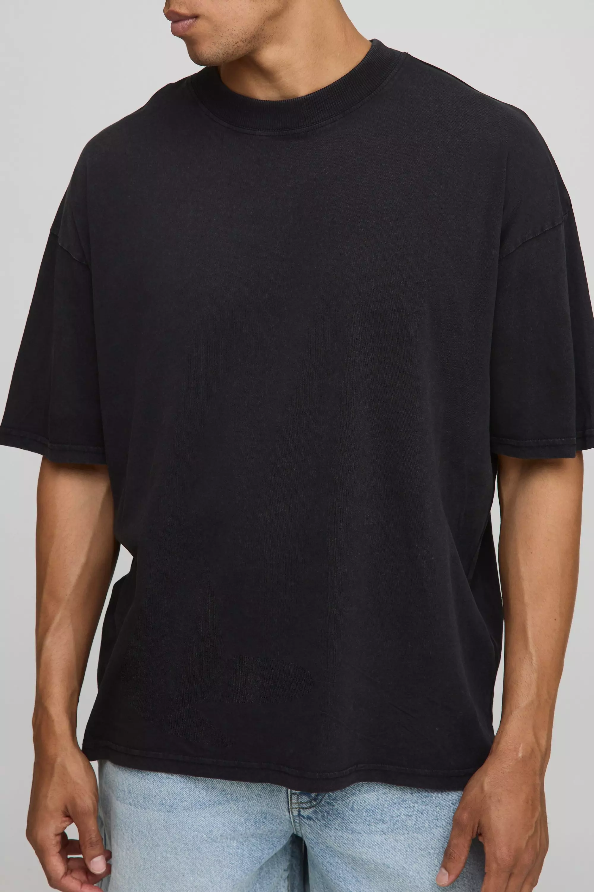 Black Oversized Over the Seam Gothic Acid Wash T-Shirt | boohooMAN USA