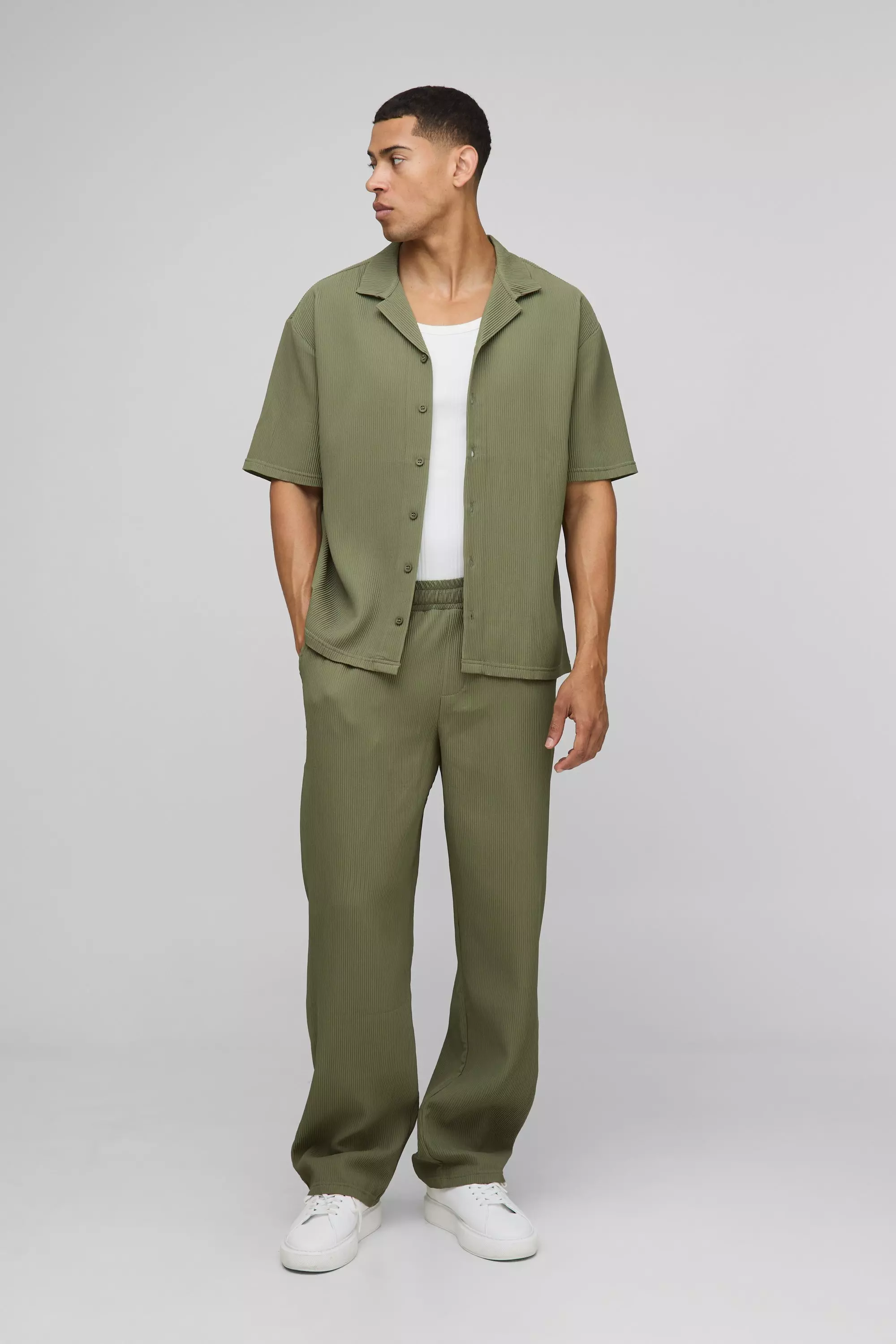 Oversized Short Sleeve Pleated Shirt & Straight Pants | boohooMAN USA
