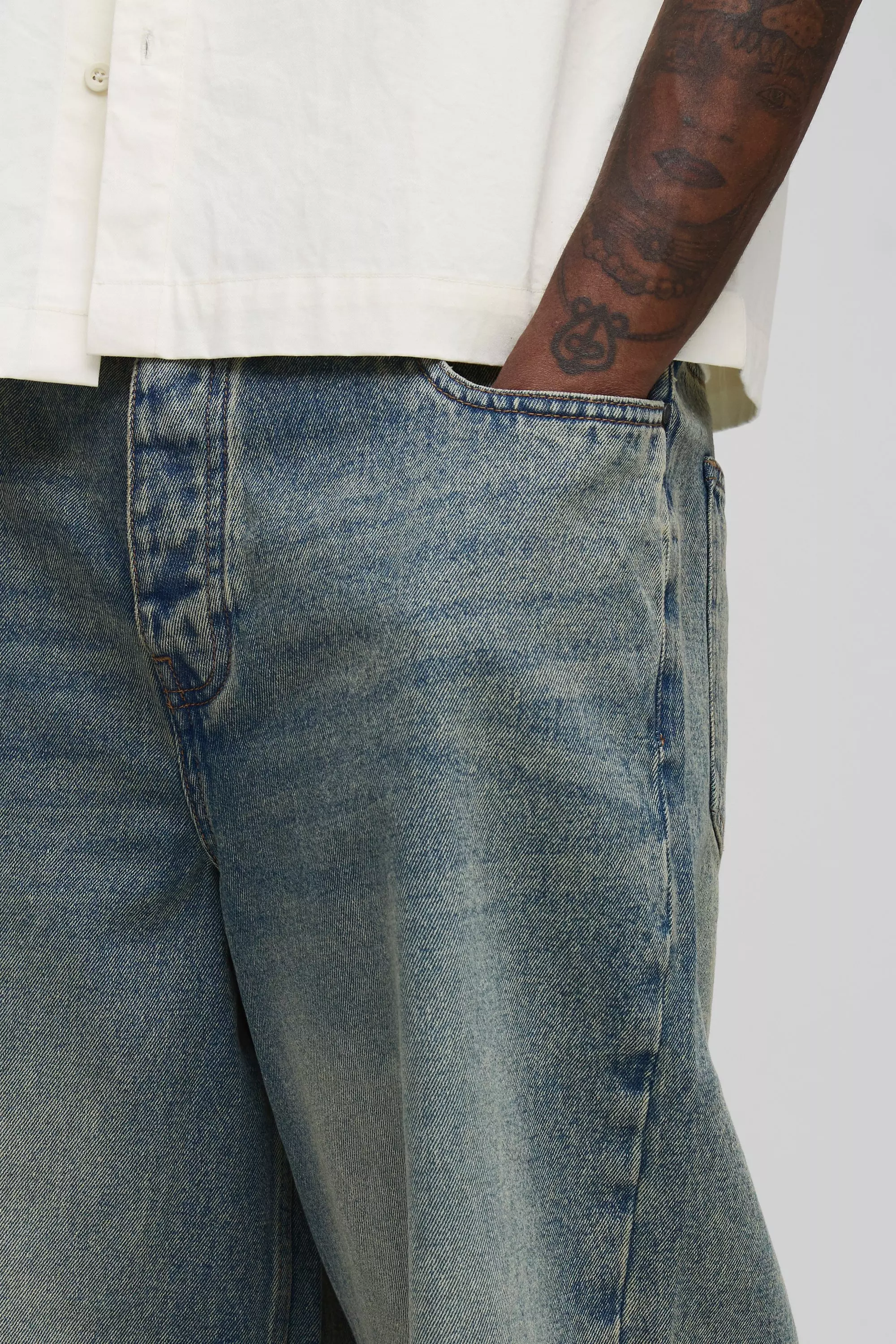 Tall Relaxed Fit Tinted Jorts | boohooMAN USA