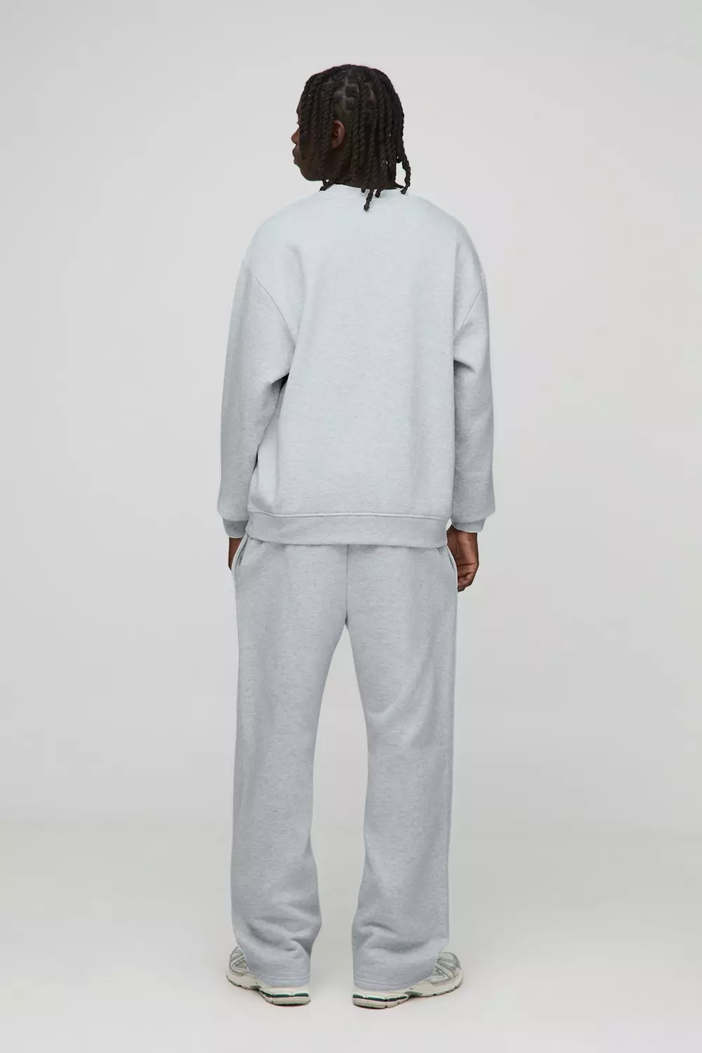 Basic Straight Leg Jogger | boohooMAN USA