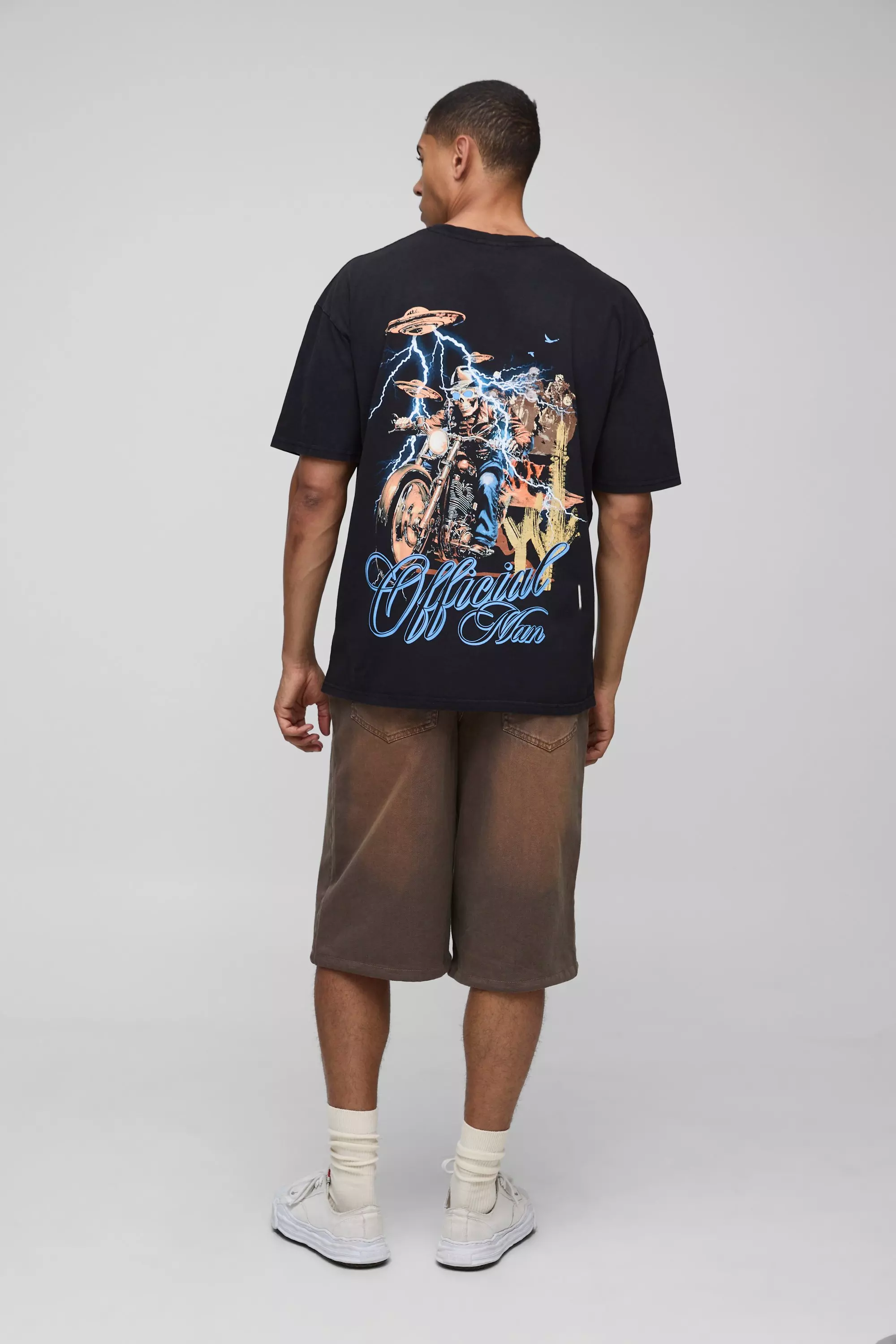 Black Oversized Washed Skull Biker Graphic T-Shirt | boohooMAN USA