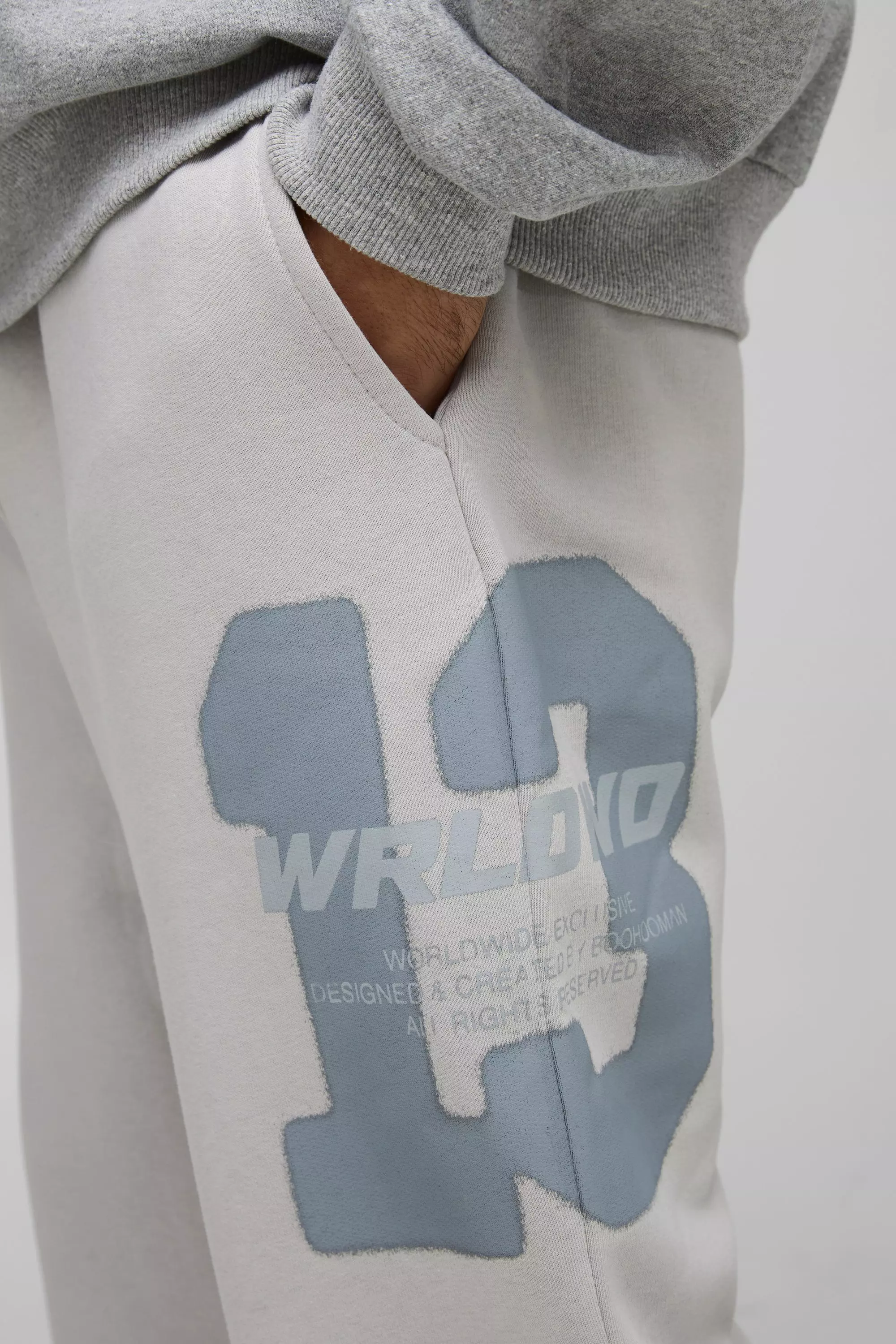 Relaxed Fit Worldwide 13 Varsity Split Hem Joggers | boohooMAN USA